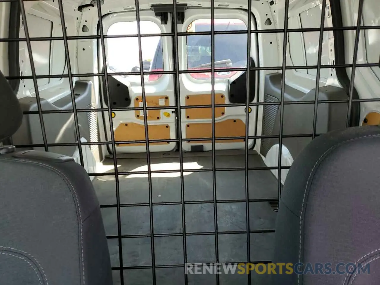 10 Photograph of a damaged car NM0LS7T24N1521489 FORD TRANSIT 2022