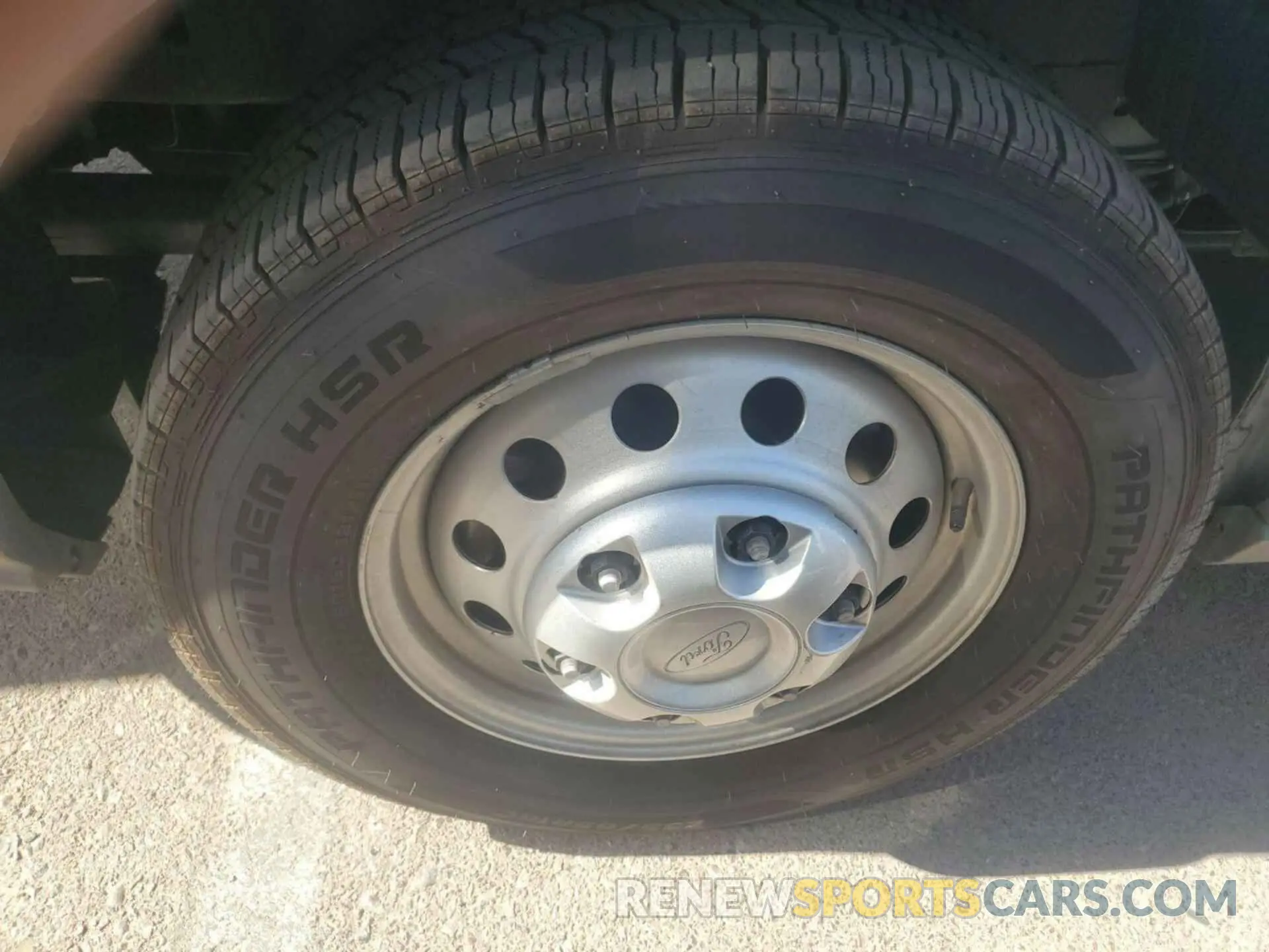 1 Фотография поврежденного автомобиля 1FBAX9CG6PKB64448 FORD TRANSIT 2023