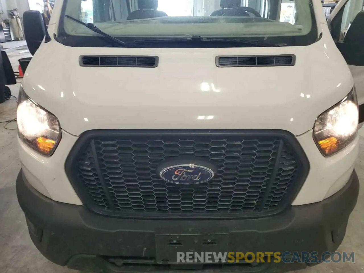 12 Фотография поврежденного автомобиля 1FTBR2X89PKB38480 FORD TRANSIT 2023