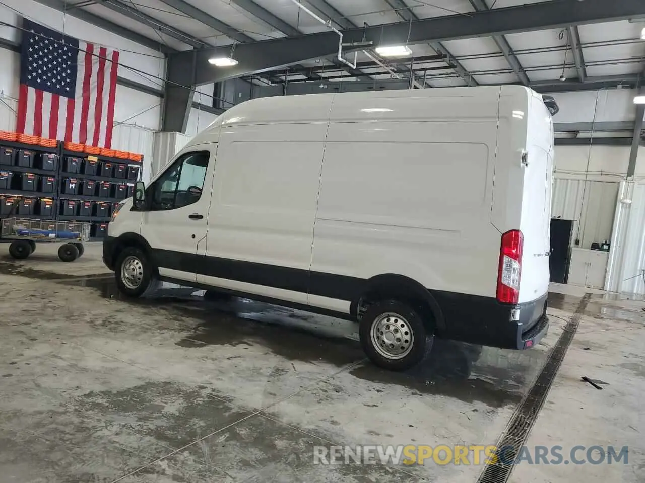 2 Фотография поврежденного автомобиля 1FTBR2X89PKB38480 FORD TRANSIT 2023