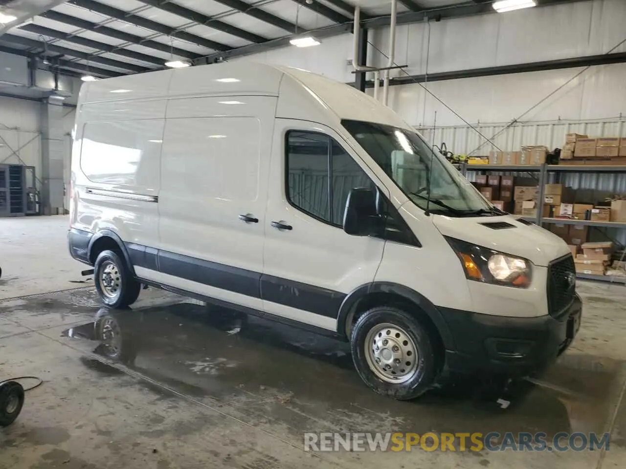 4 Фотография поврежденного автомобиля 1FTBR2X89PKB38480 FORD TRANSIT 2023