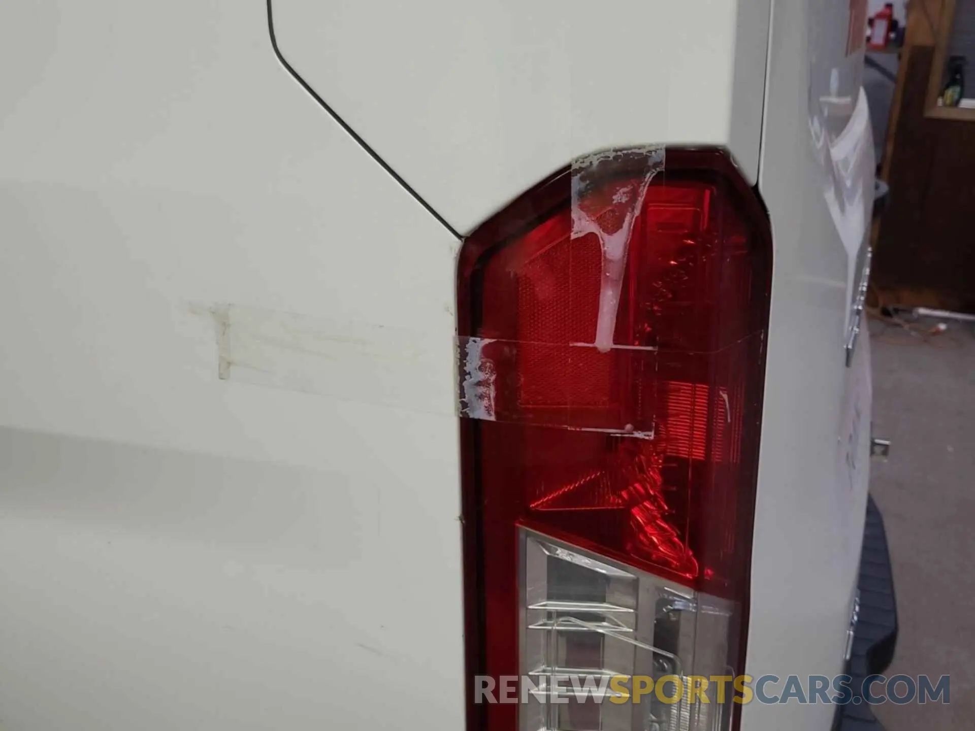 21 Photograph of a damaged car 1FTBR2Y81PKA29686 FORD TRANSIT 2023