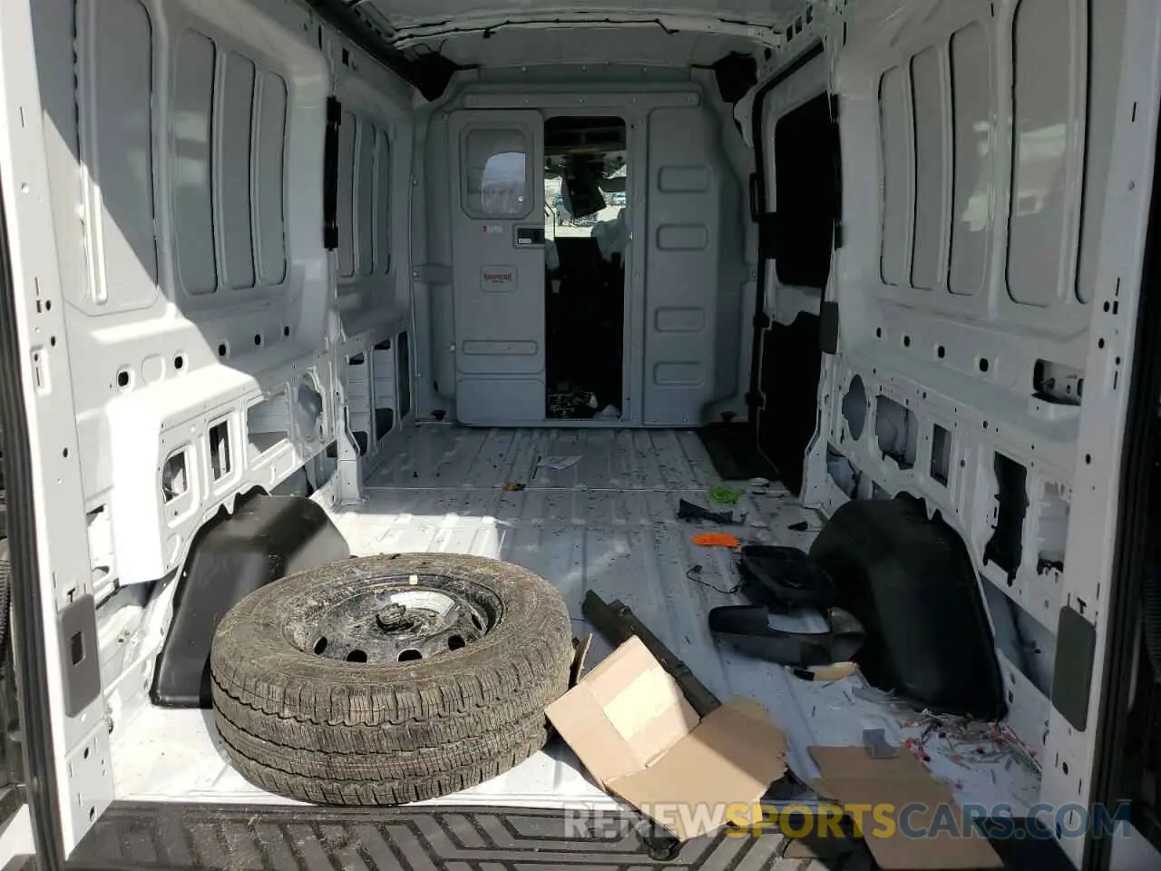 10 Photograph of a damaged car 1FTBW9CK1PKB55504 FORD TRANSIT 2023