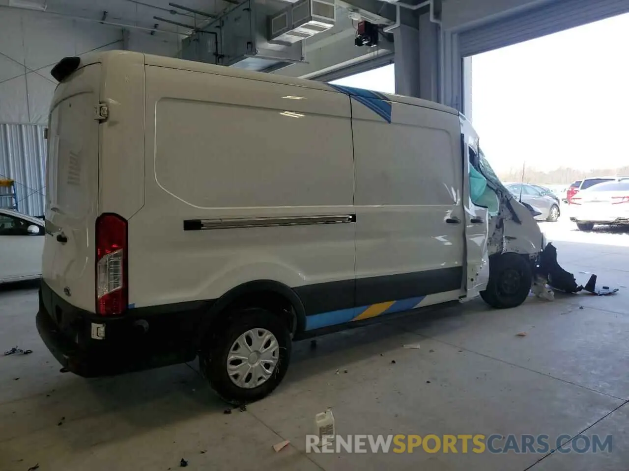 3 Photograph of a damaged car 1FTBW9CK1PKB55504 FORD TRANSIT 2023