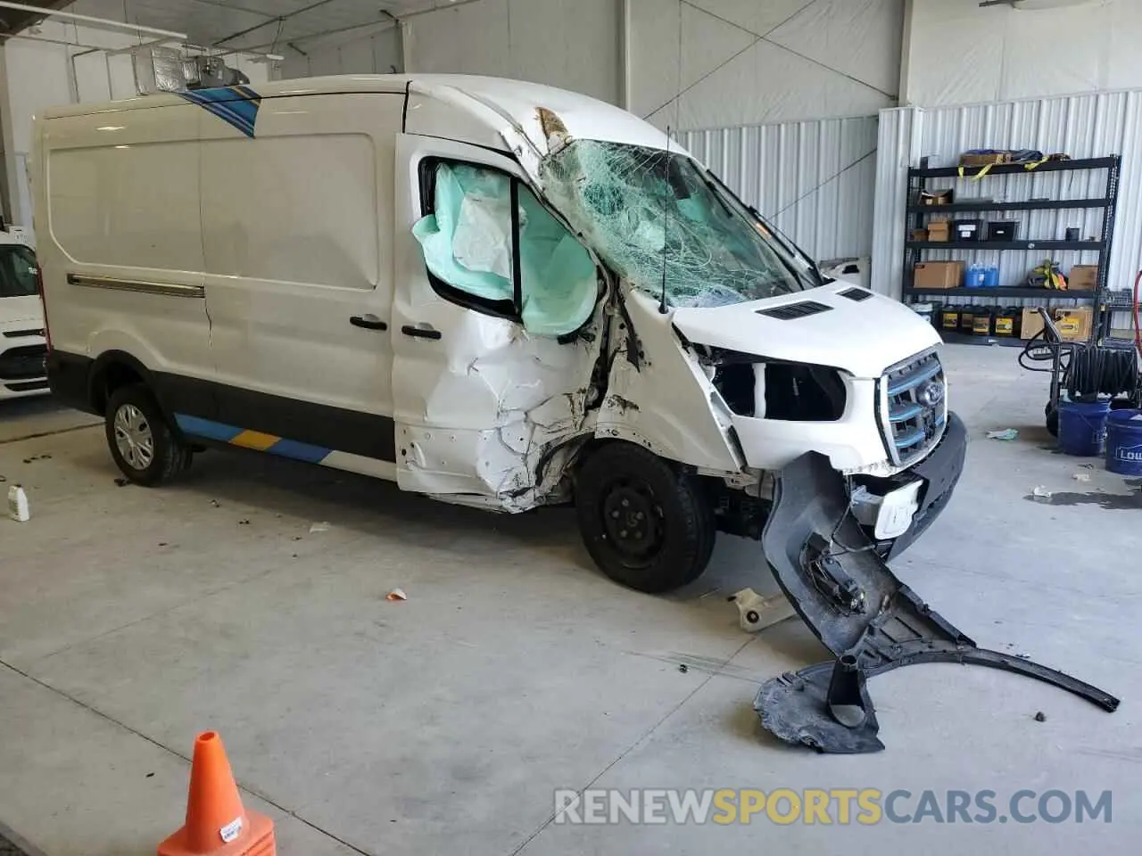 4 Photograph of a damaged car 1FTBW9CK1PKB55504 FORD TRANSIT 2023