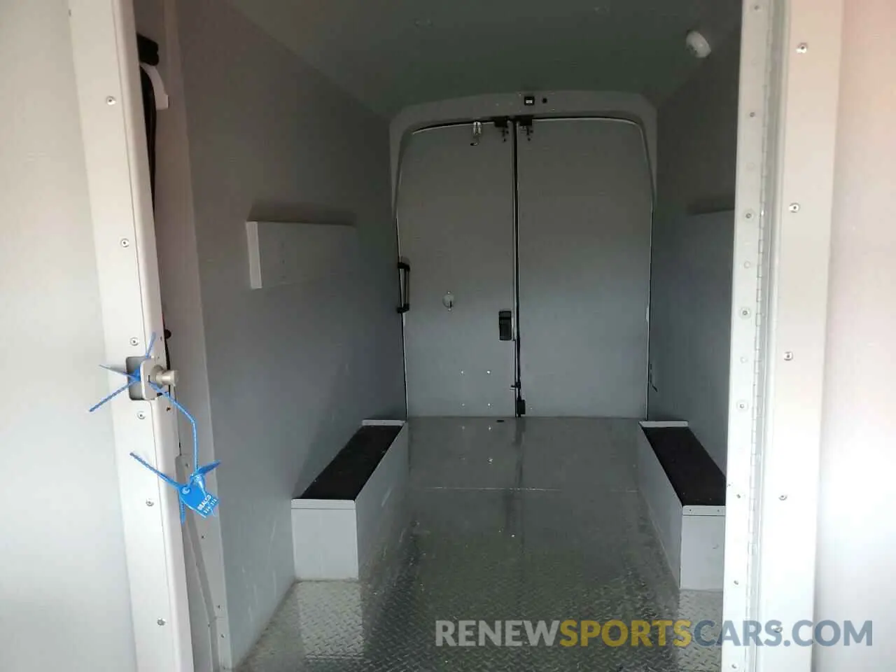 11 Фотография поврежденного автомобиля 1FTRU8XG9PKB00562 FORD TRANSIT 2023