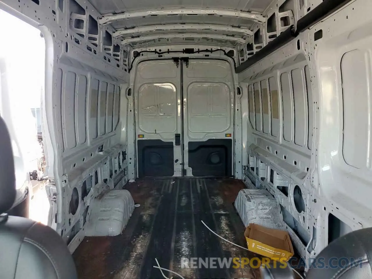 10 Фотография поврежденного автомобиля 1FTRU8XGXPKC05787 FORD TRANSIT 2023