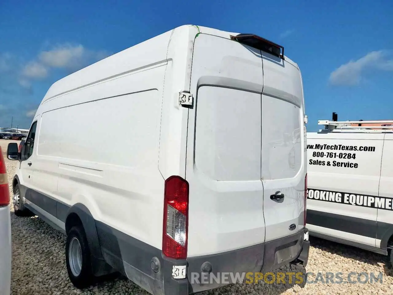 2 Фотография поврежденного автомобиля 1FTRU8XGXPKC05787 FORD TRANSIT 2023