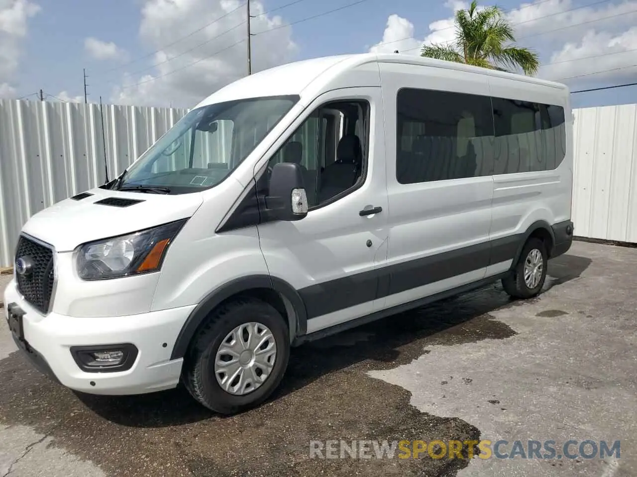 1 Фотография поврежденного автомобиля 1FBAX2C85RKA36446 FORD TRANSIT 2024