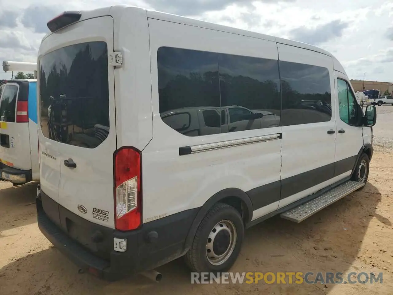3 Фотография поврежденного автомобиля 1FBAX2C88RKA07720 FORD TRANSIT 2024