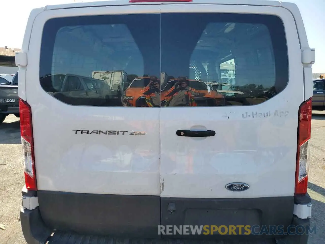 10 Photograph of a damaged car 1FTBR1Y83RKA62623 FORD TRANSIT 2024