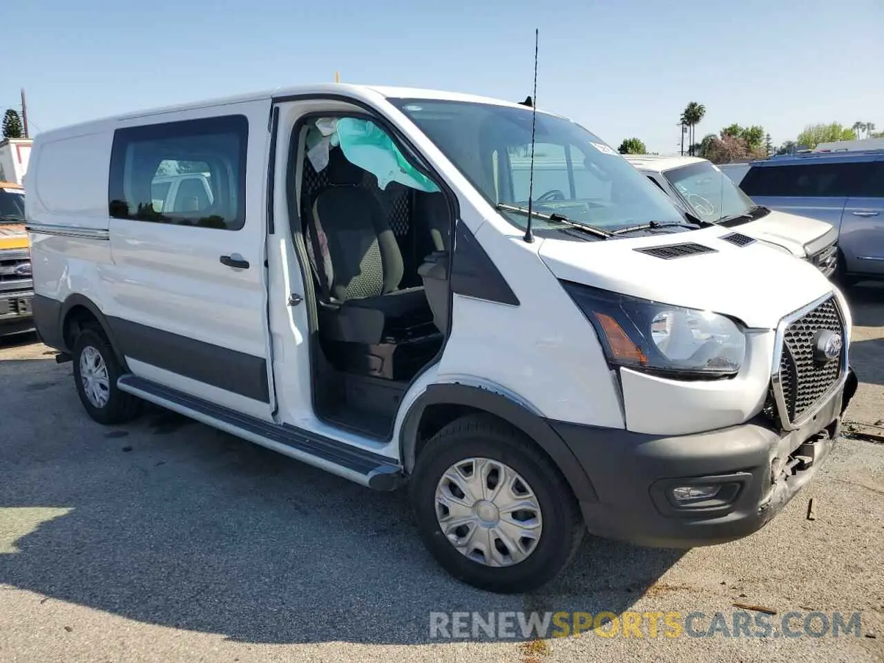 4 Photograph of a damaged car 1FTBR1Y83RKA62623 FORD TRANSIT 2024