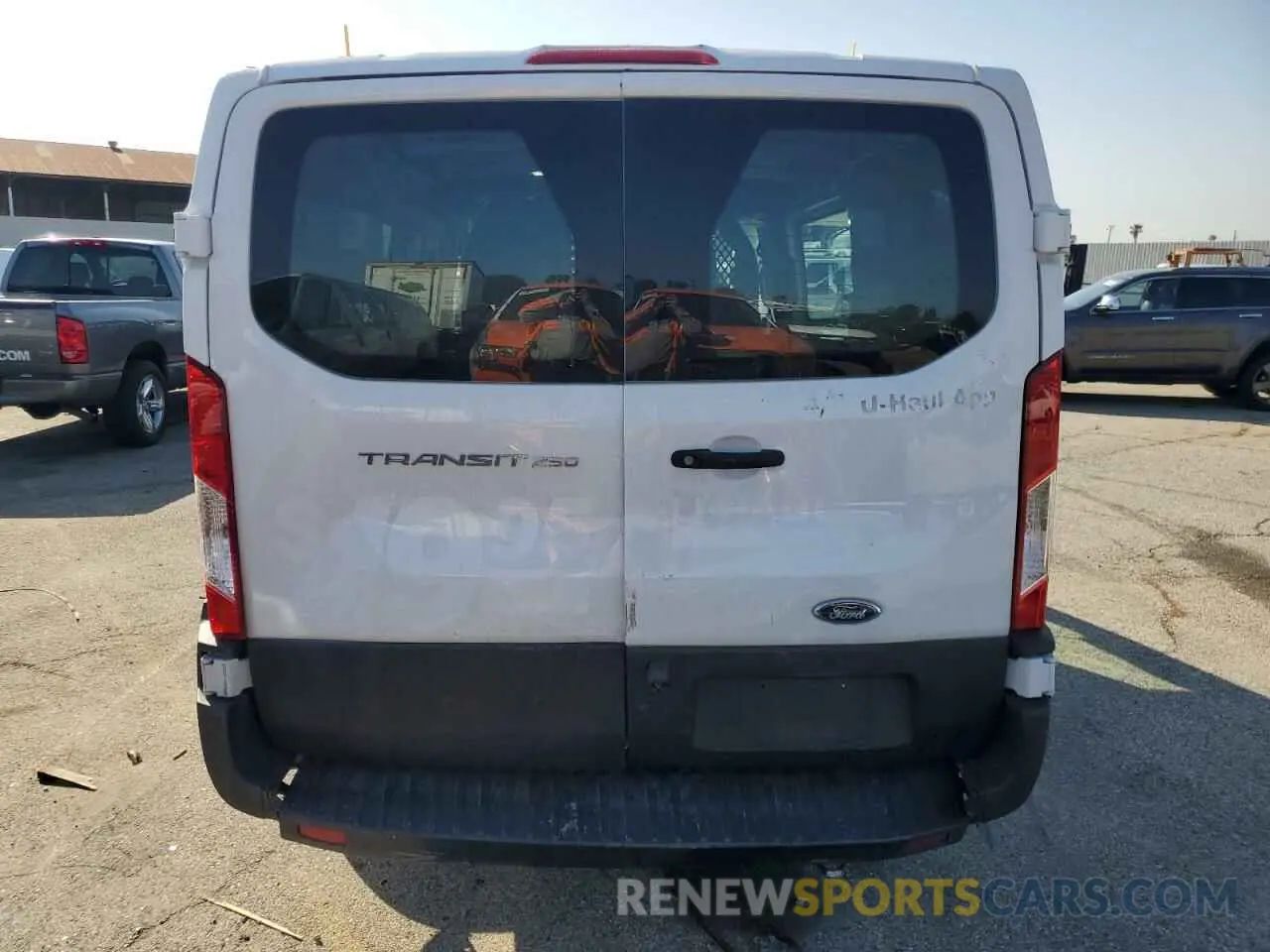 6 Photograph of a damaged car 1FTBR1Y83RKA62623 FORD TRANSIT 2024