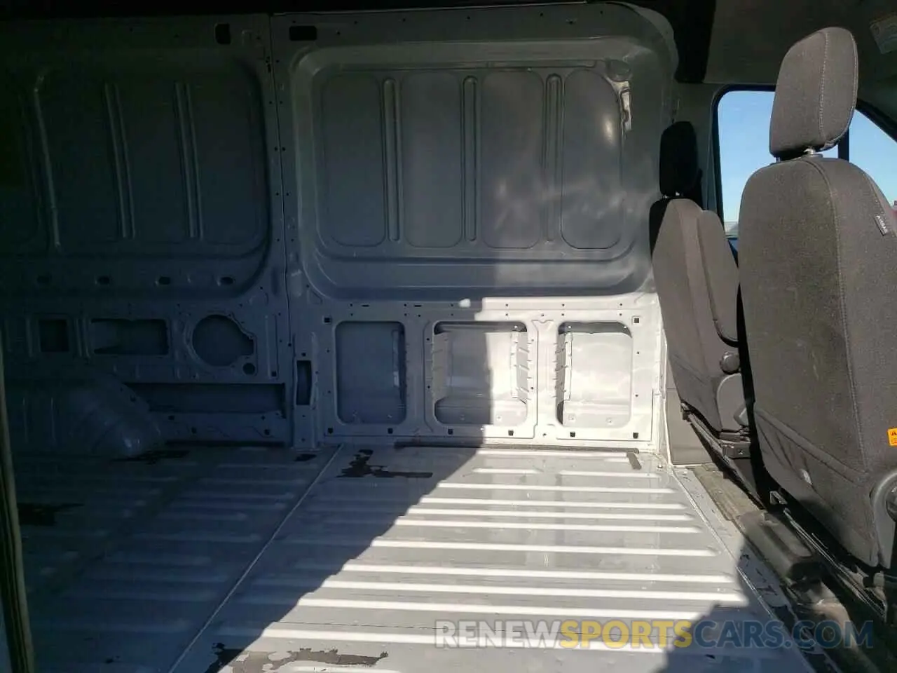 11 Фотография поврежденного автомобиля 1FTBW3UGXRKA44492 FORD TRANSIT 2024