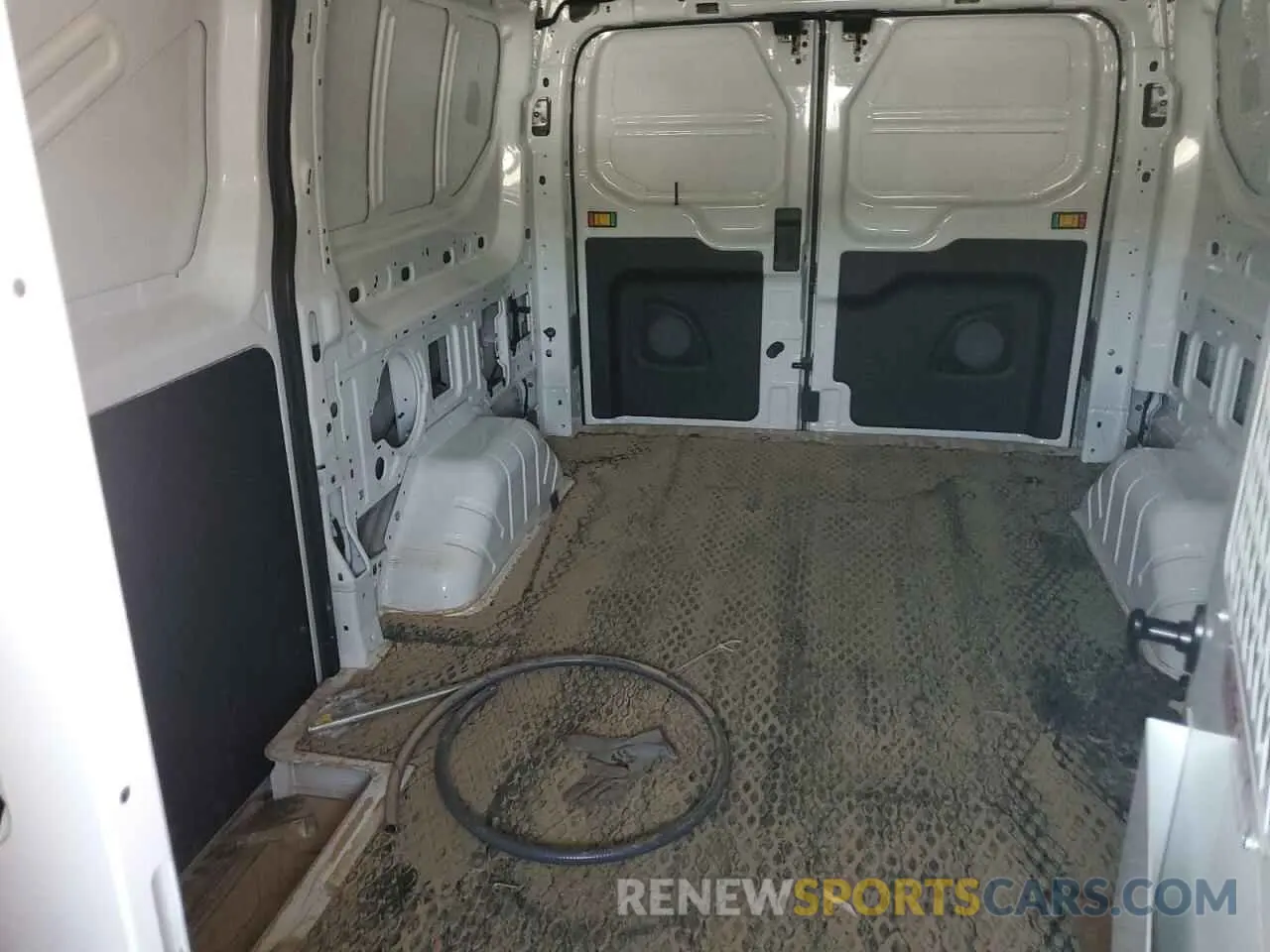 10 Фотография поврежденного автомобиля 1FTYE1Y83RKA09653 FORD TRANSIT 2024