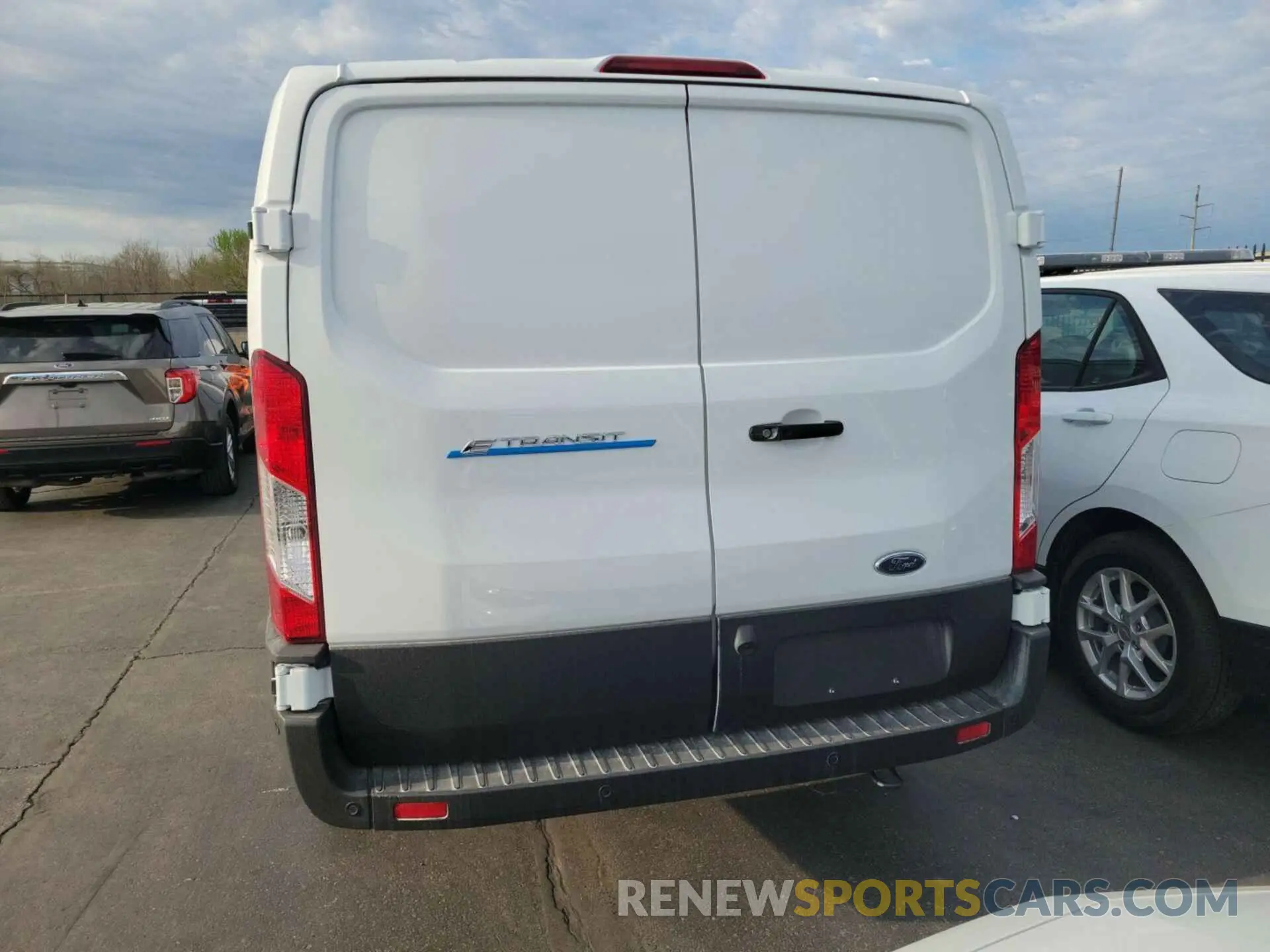 24 Фотография поврежденного автомобиля 1FTBW1YM3SKA13059 FORD TRANSIT 2025