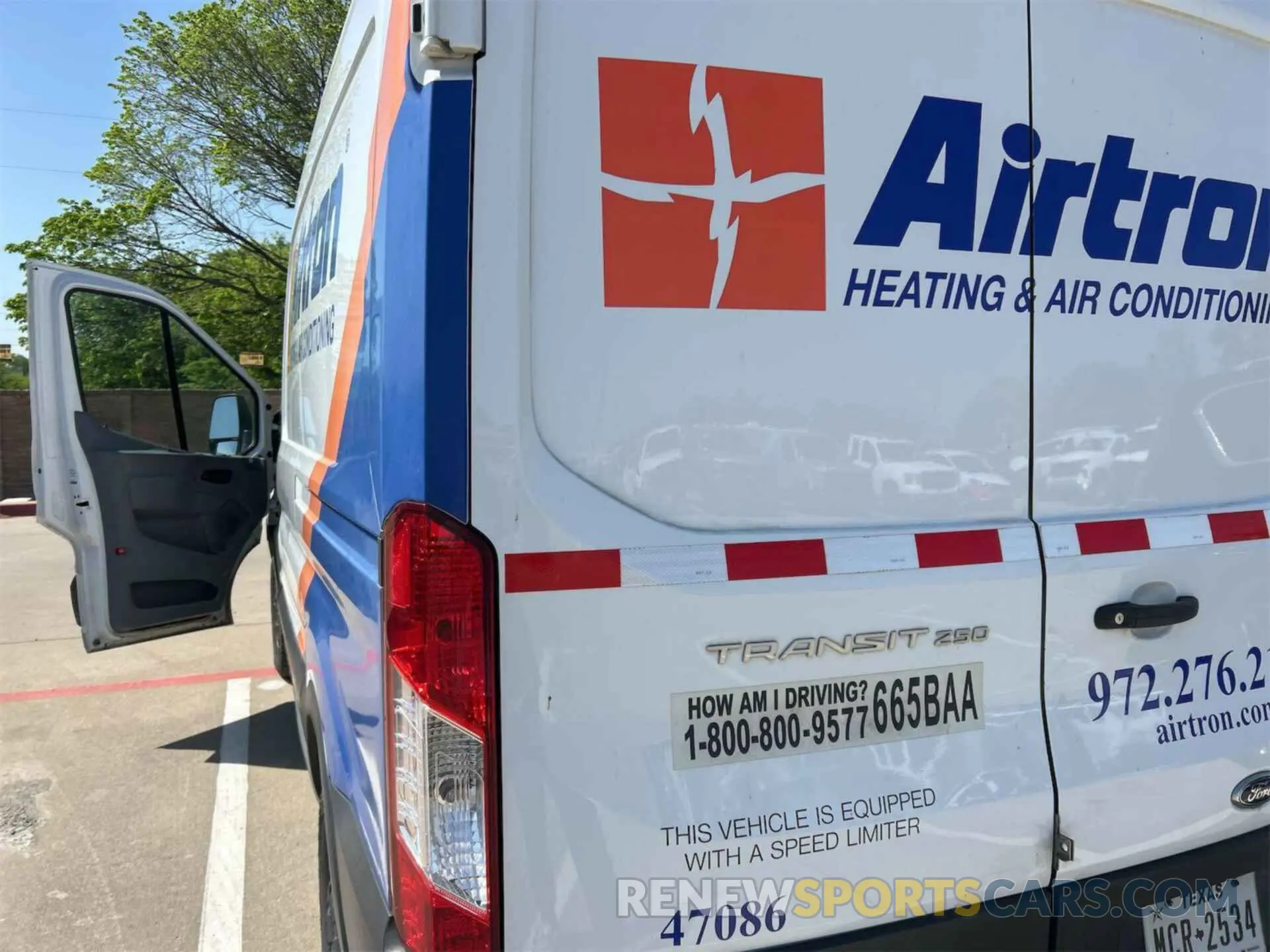 1 Фотография поврежденного автомобиля 1FTYR1CM1KKA80395 FORD TRANSIT-250 2019