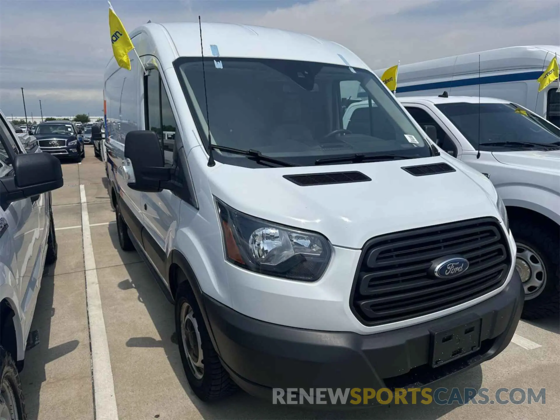 12 Фотография поврежденного автомобиля 1FTYR1CM1KKA80395 FORD TRANSIT-250 2019
