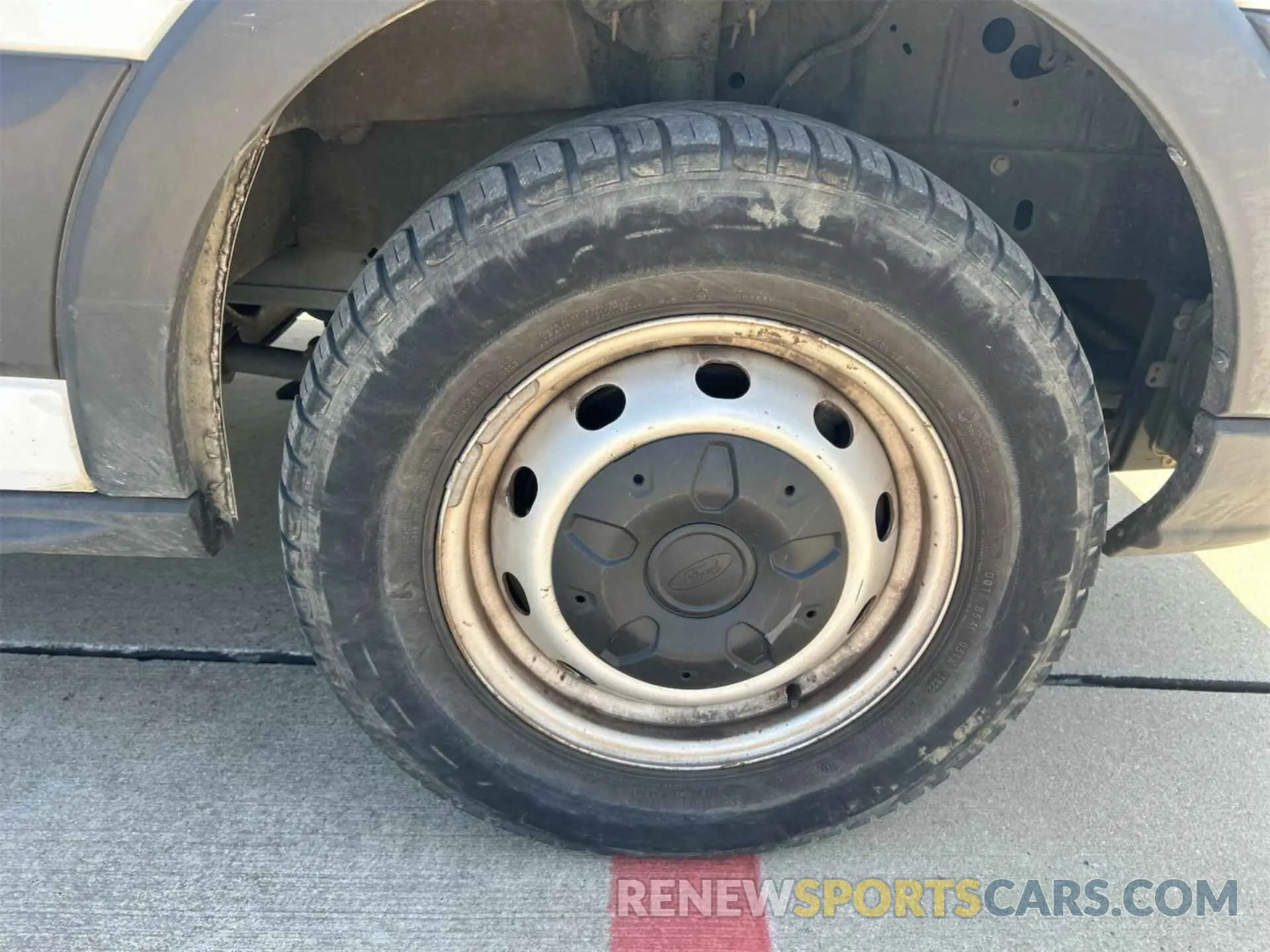 4 Фотография поврежденного автомобиля 1FTYR1CM1KKA80395 FORD TRANSIT-250 2019