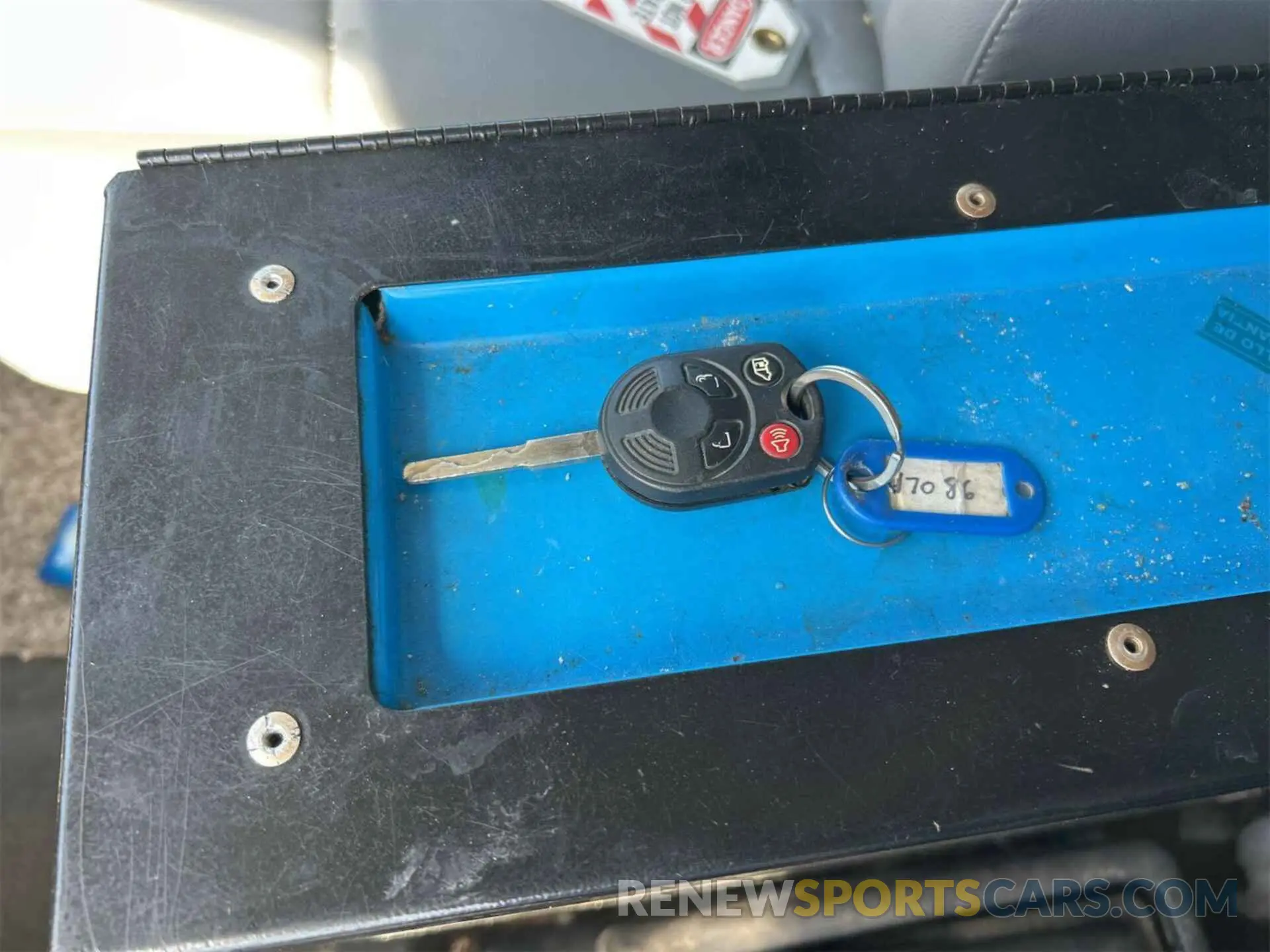 8 Фотография поврежденного автомобиля 1FTYR1CM1KKA80395 FORD TRANSIT-250 2019