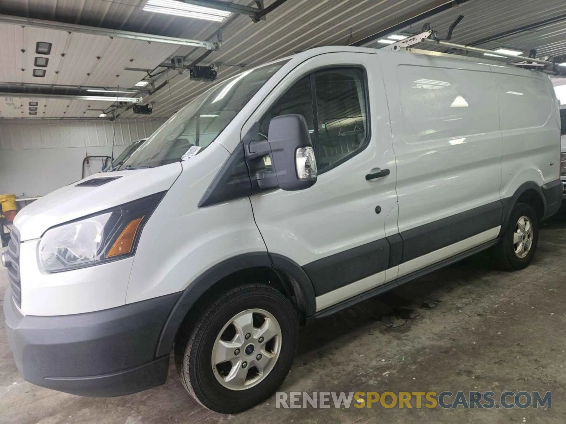 23 Фотография поврежденного автомобиля 1FTYR1YG2KKA40832 FORD TRANSIT-250 2019