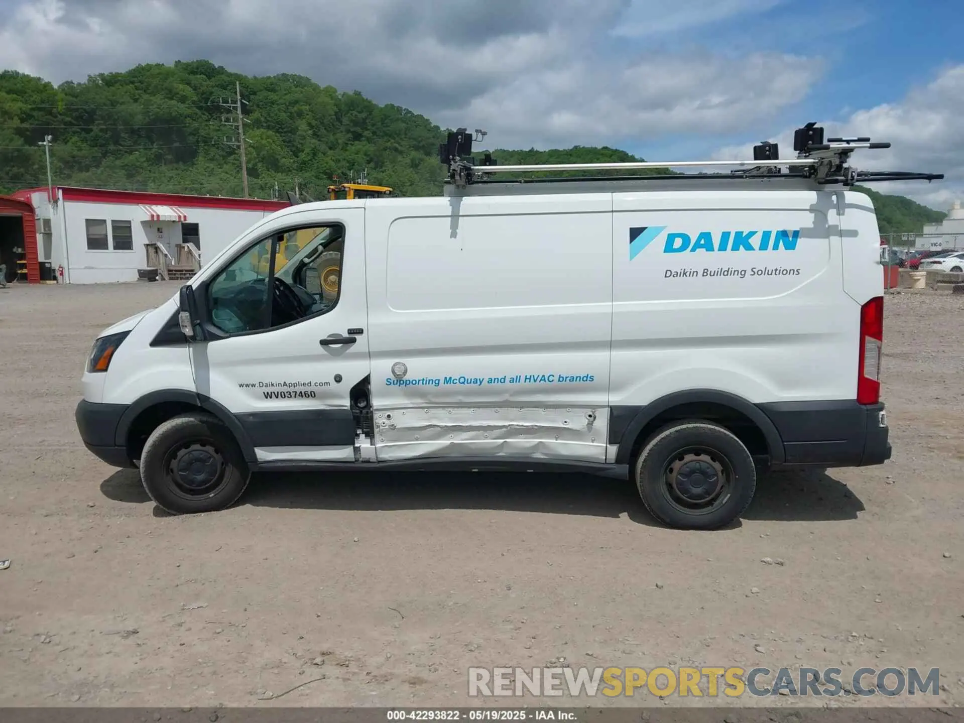 14 Photograph of a damaged car 1FTYR1YG3KKB67475 FORD TRANSIT-250 2019