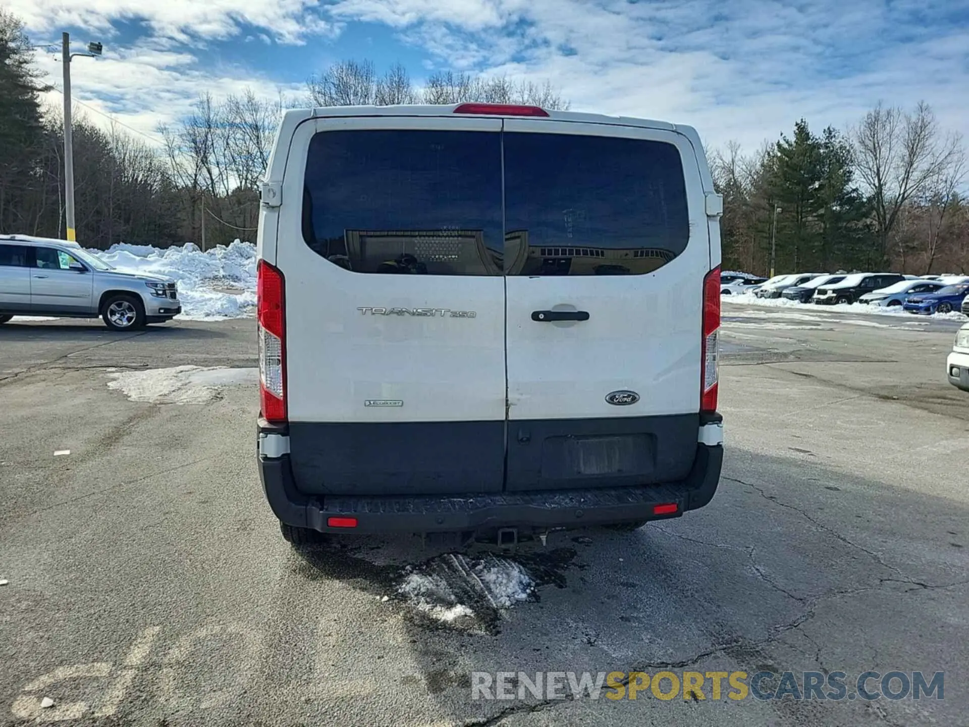 5 Photograph of a damaged car 1FTYR1YG4KKA50200 FORD TRANSIT-250 2019