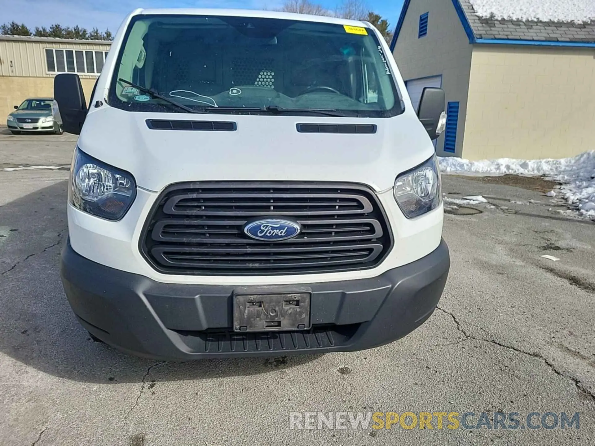 9 Photograph of a damaged car 1FTYR1YG4KKA50200 FORD TRANSIT-250 2019