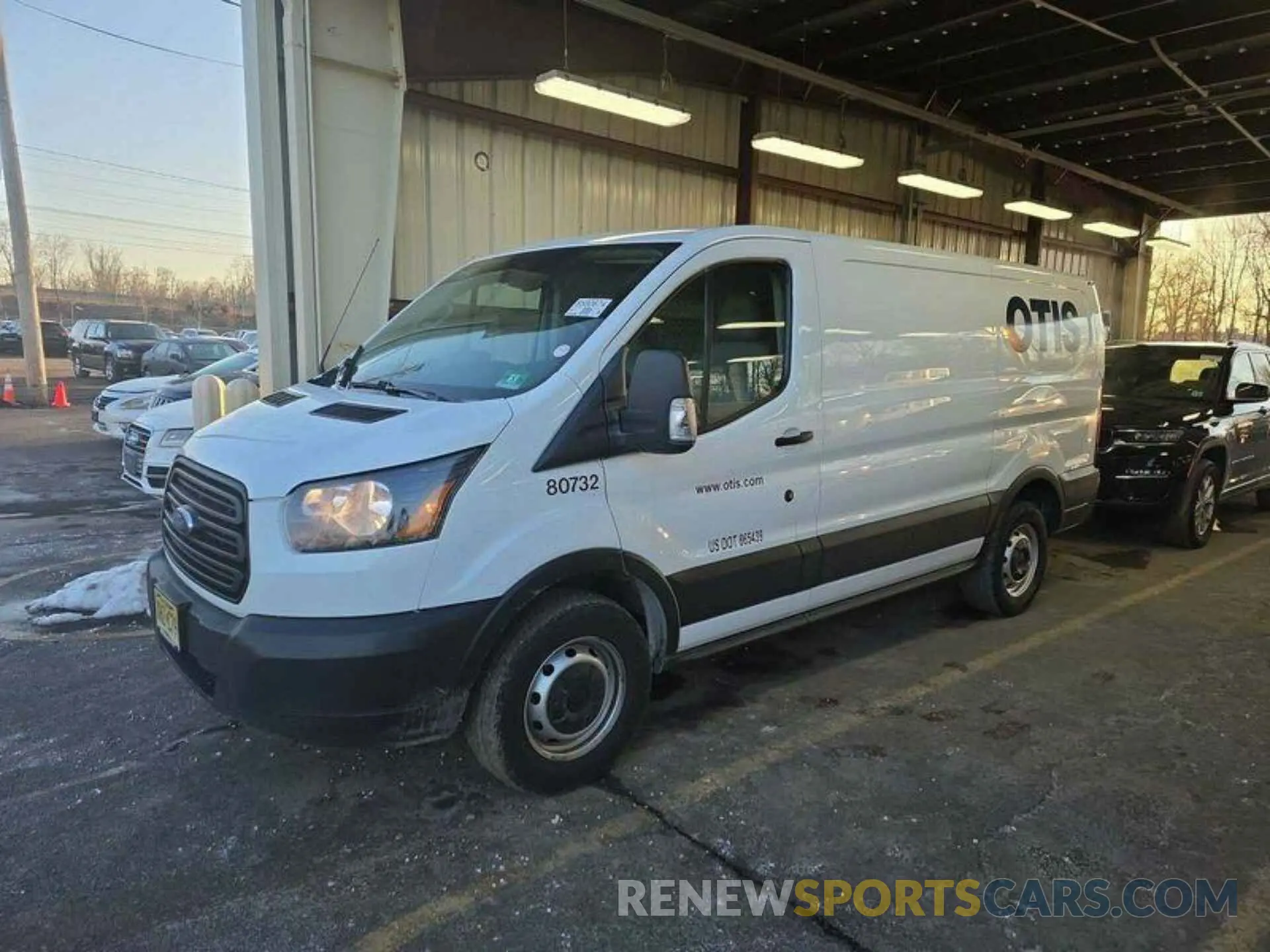 2 Photograph of a damaged car 1FTYR1YG5KKA54367 FORD TRANSIT-250 2019