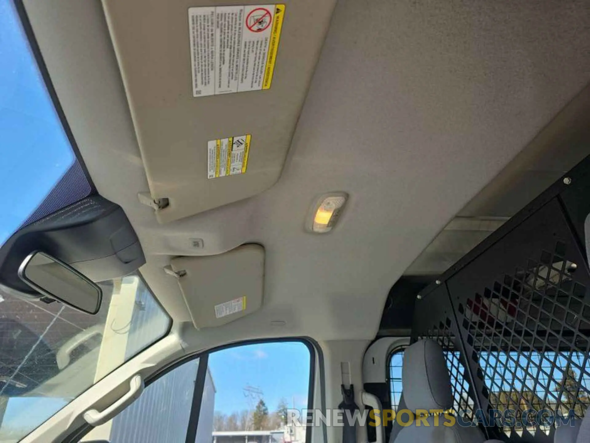 8 Photograph of a damaged car 1FTYR1YG5KKA54367 FORD TRANSIT-250 2019
