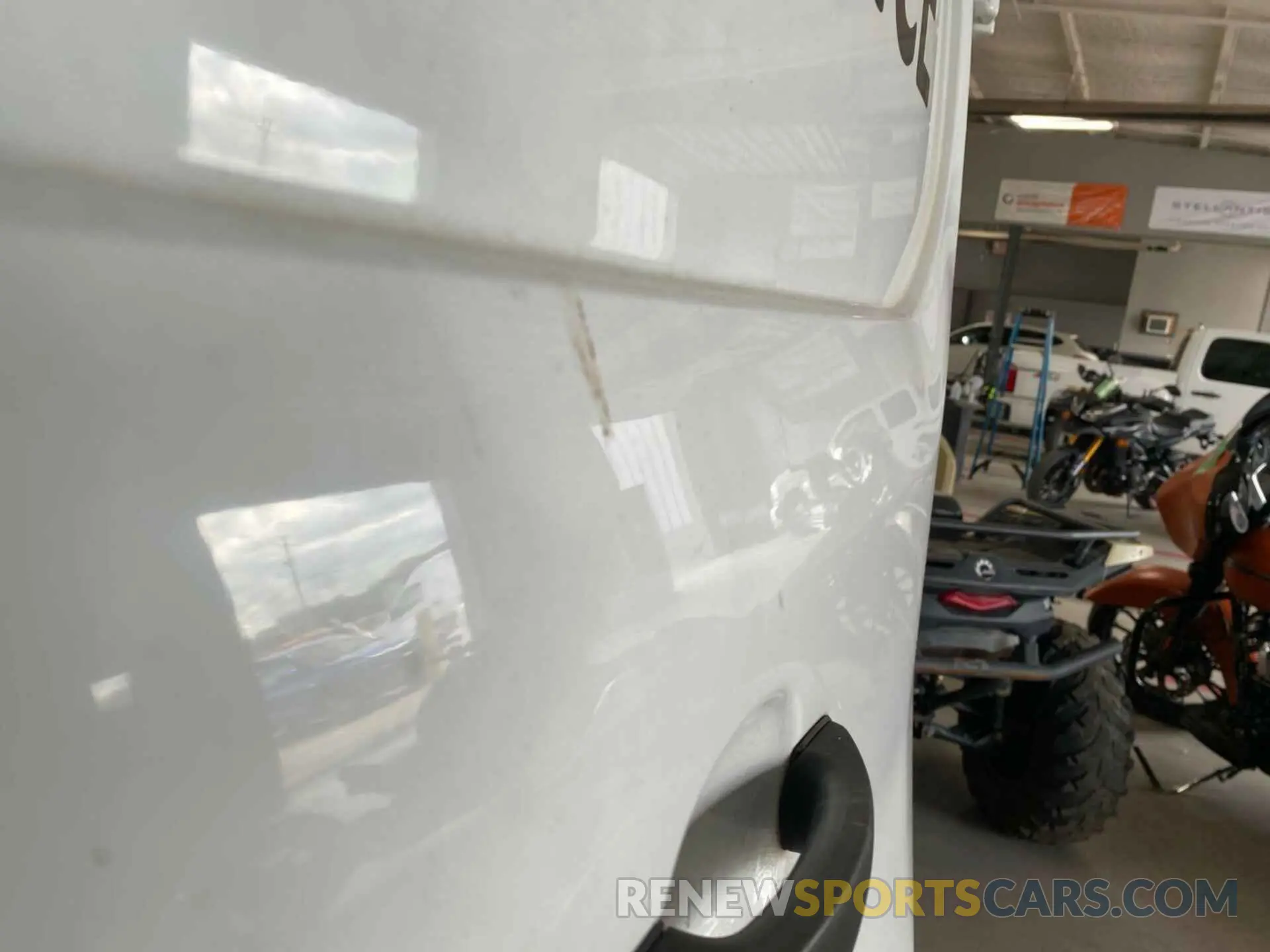 4 Photograph of a damaged car 1FTYR1YG5KKB80289 FORD TRANSIT-250 2019