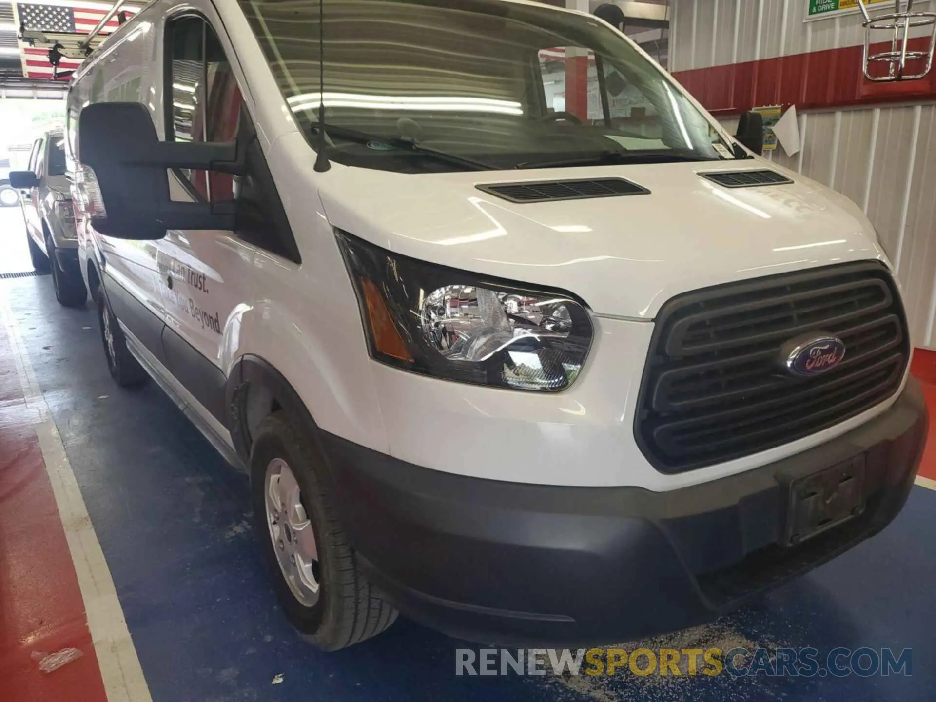 14 Фотография поврежденного автомобиля 1FTYR1YG9KKB43486 FORD TRANSIT-250 2019
