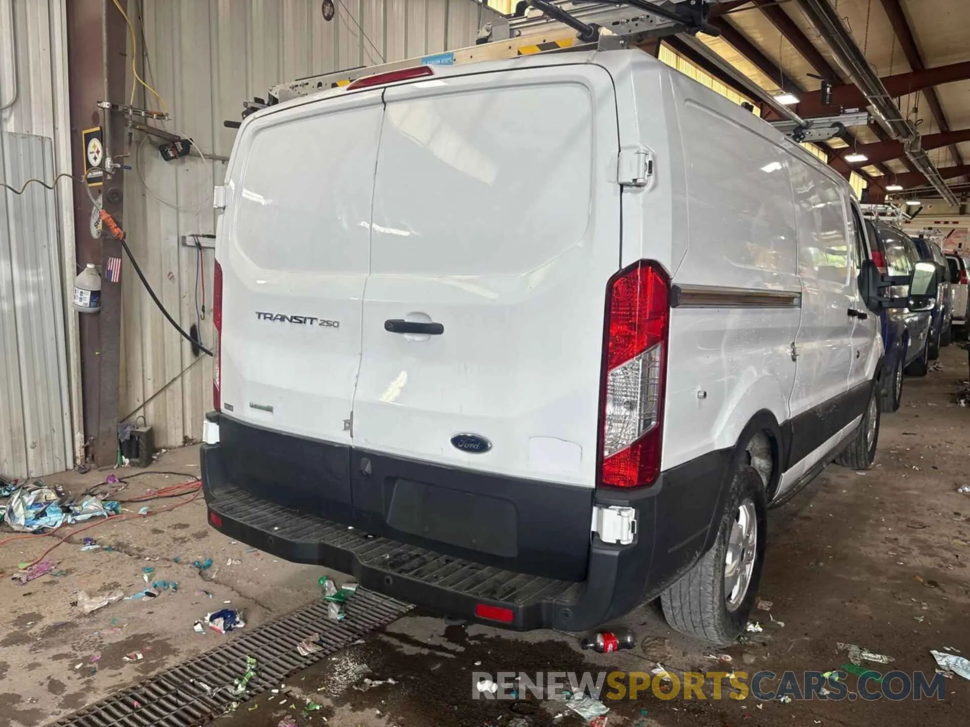 5 Фотография поврежденного автомобиля 1FTYR1YG9KKB43486 FORD TRANSIT-250 2019