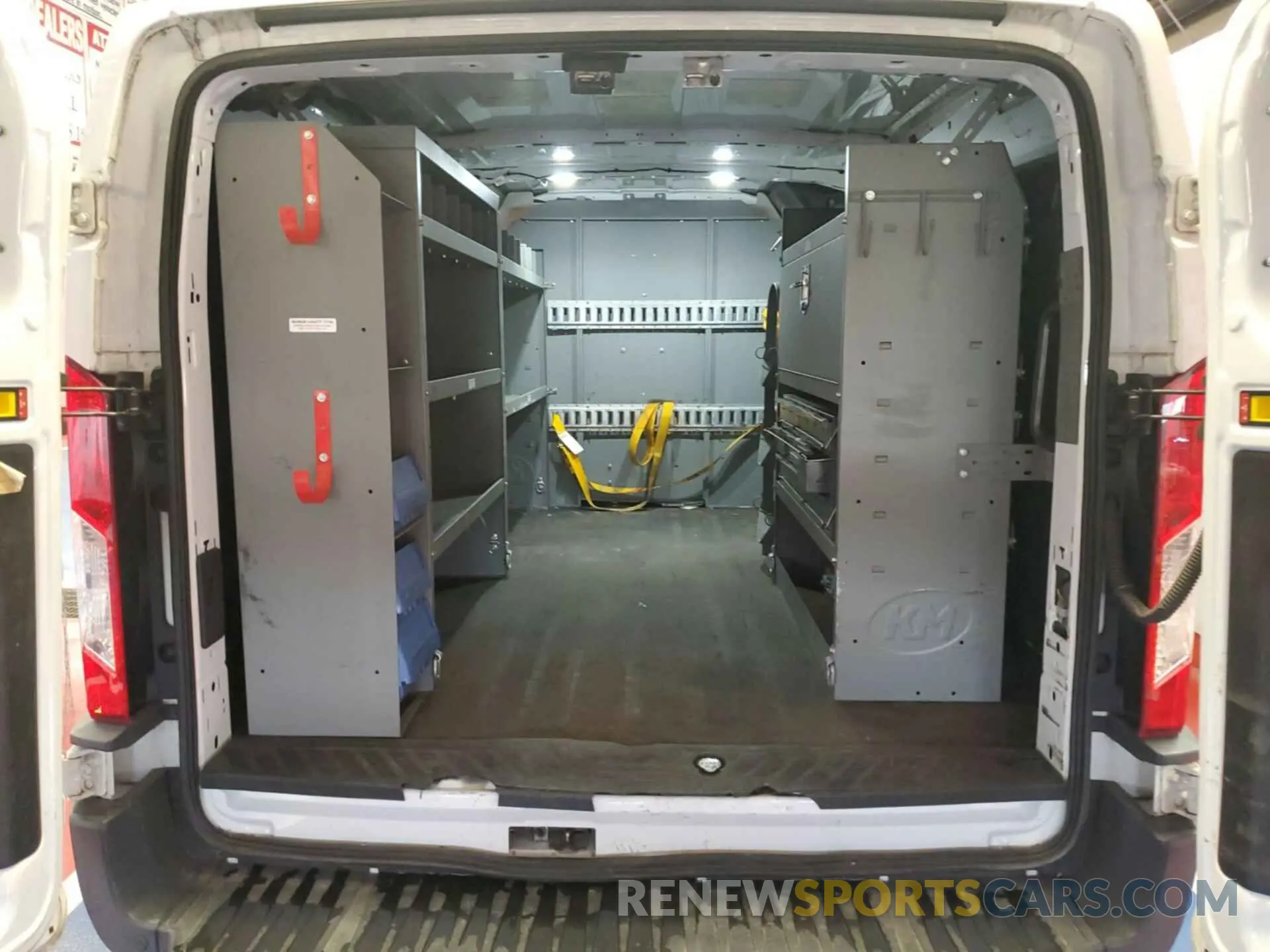 15 Photograph of a damaged car 1FTYR1YM7KKB87847 FORD TRANSIT-250 2019