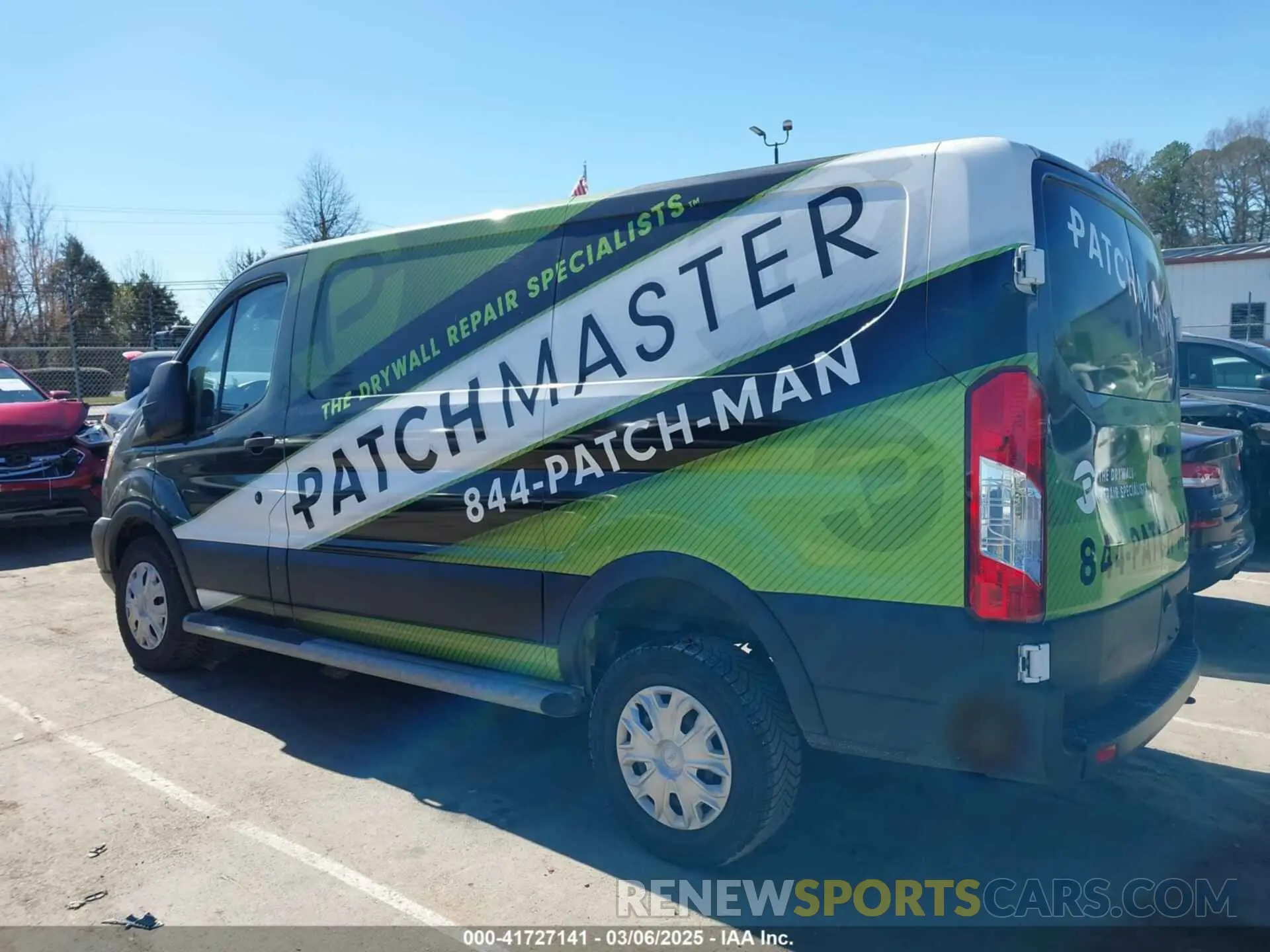 14 Photograph of a damaged car 1FTYR1ZM1KKA72014 FORD TRANSIT-250 2019
