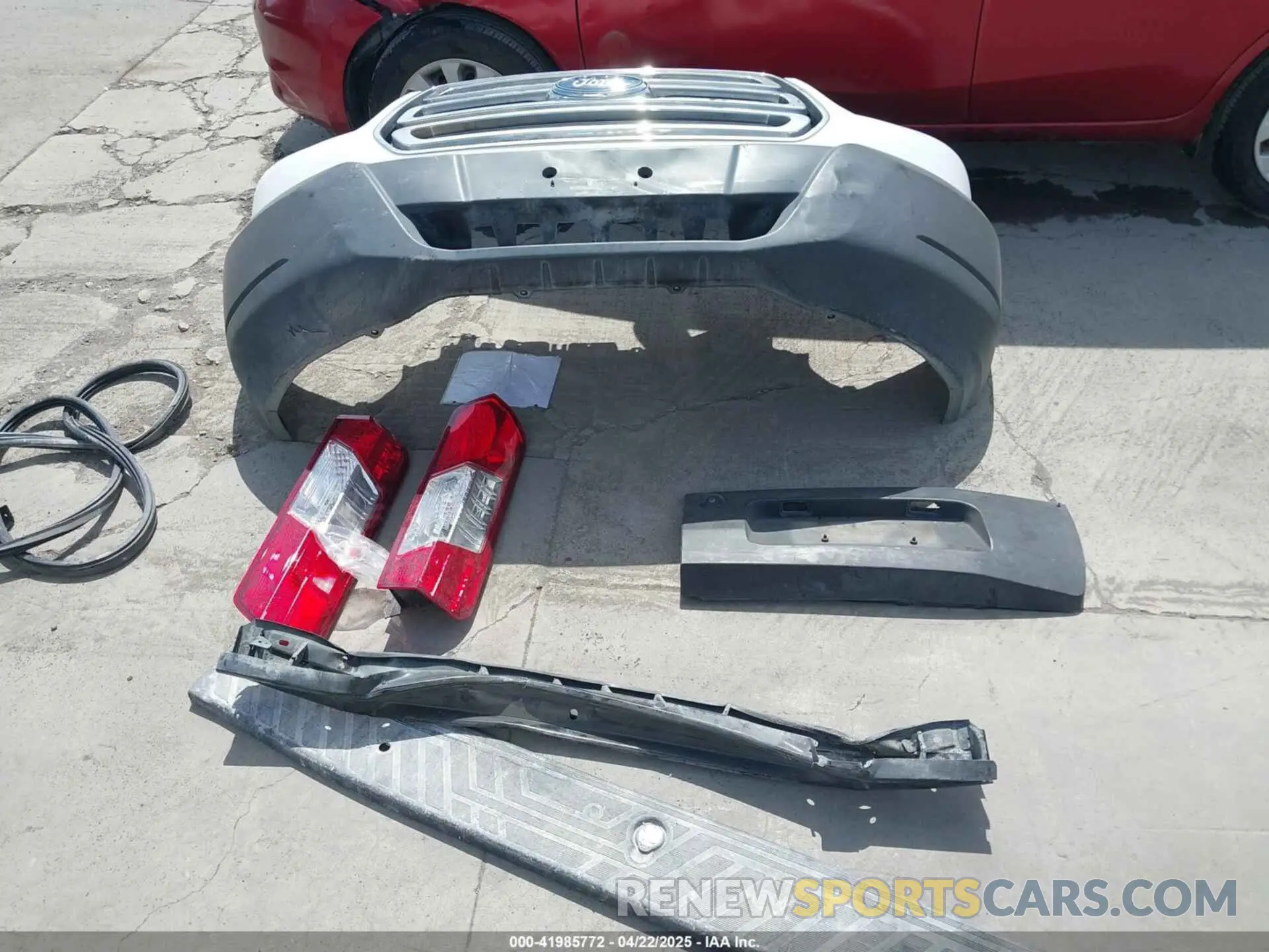 12 Фотография поврежденного автомобиля 1FTYR1ZM2KKB02167 FORD TRANSIT-250 2019