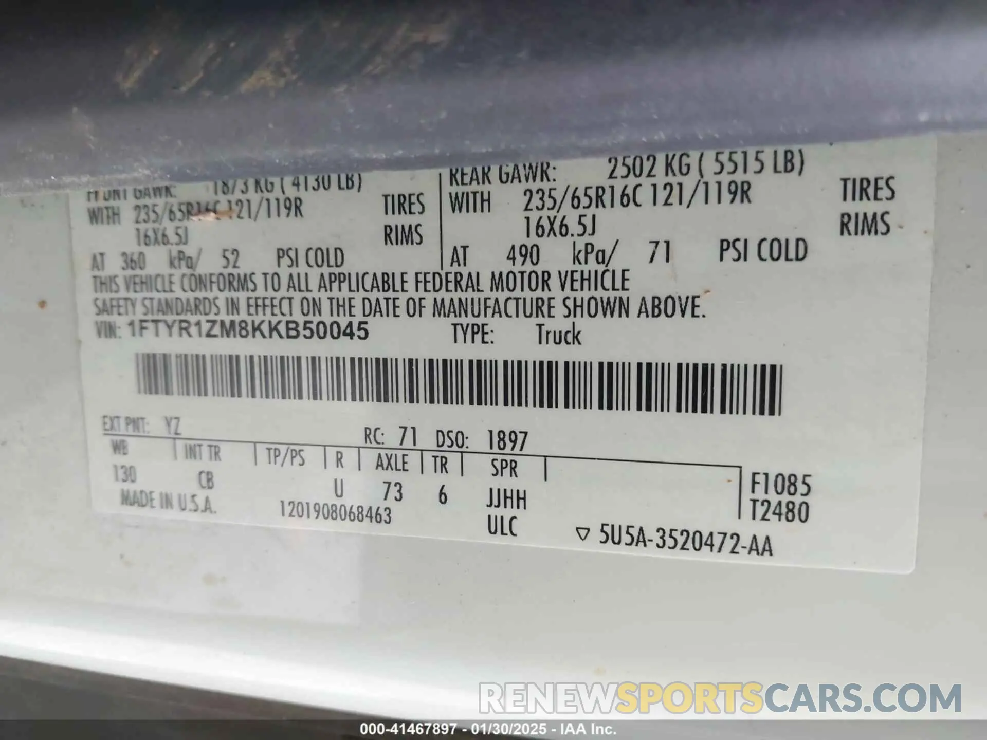 9 Photograph of a damaged car 1FTYR1ZM8KKB50045 FORD TRANSIT-250 2019