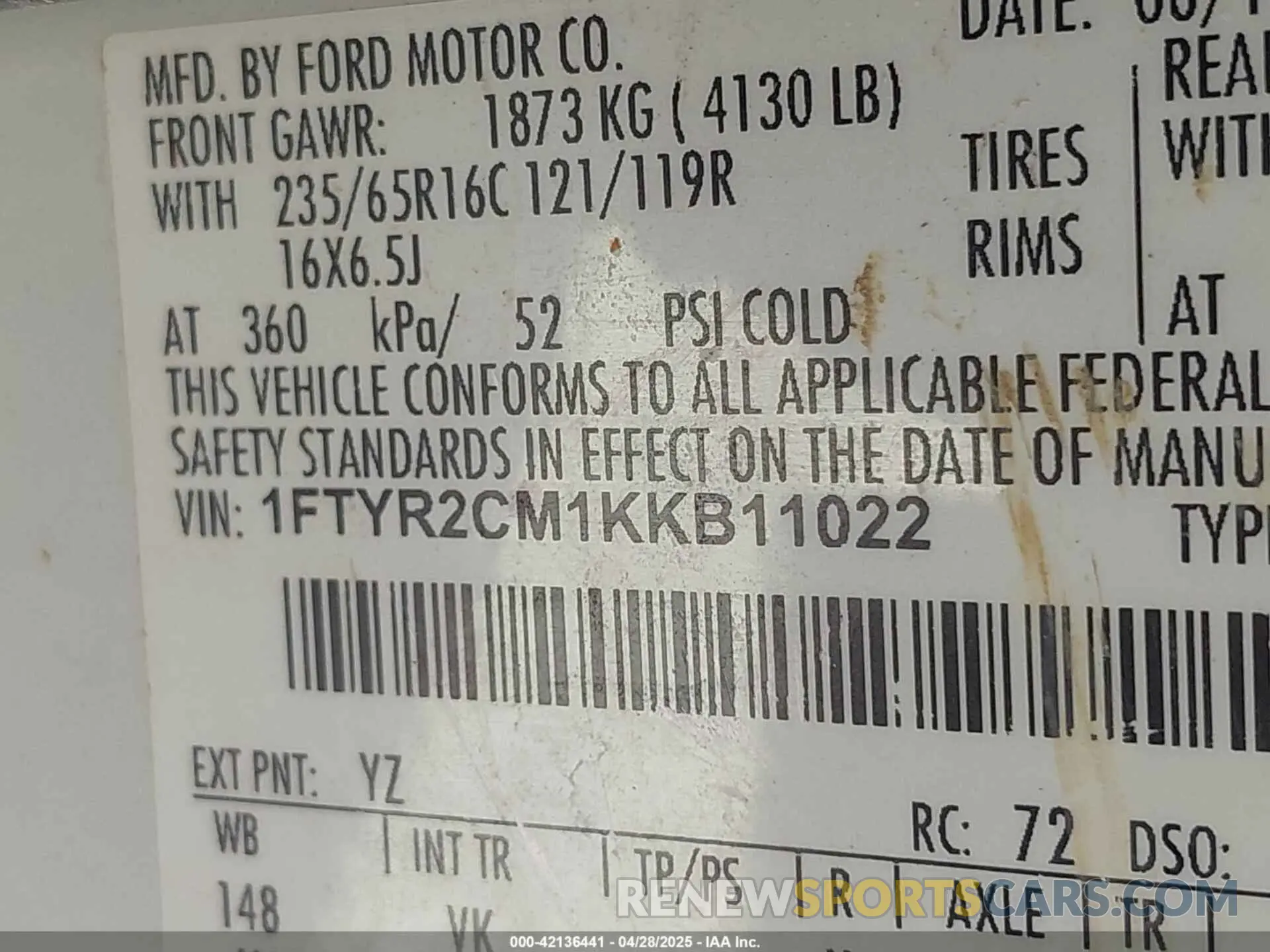 9 Photograph of a damaged car 1FTYR2CM1KKB11022 FORD TRANSIT-250 2019