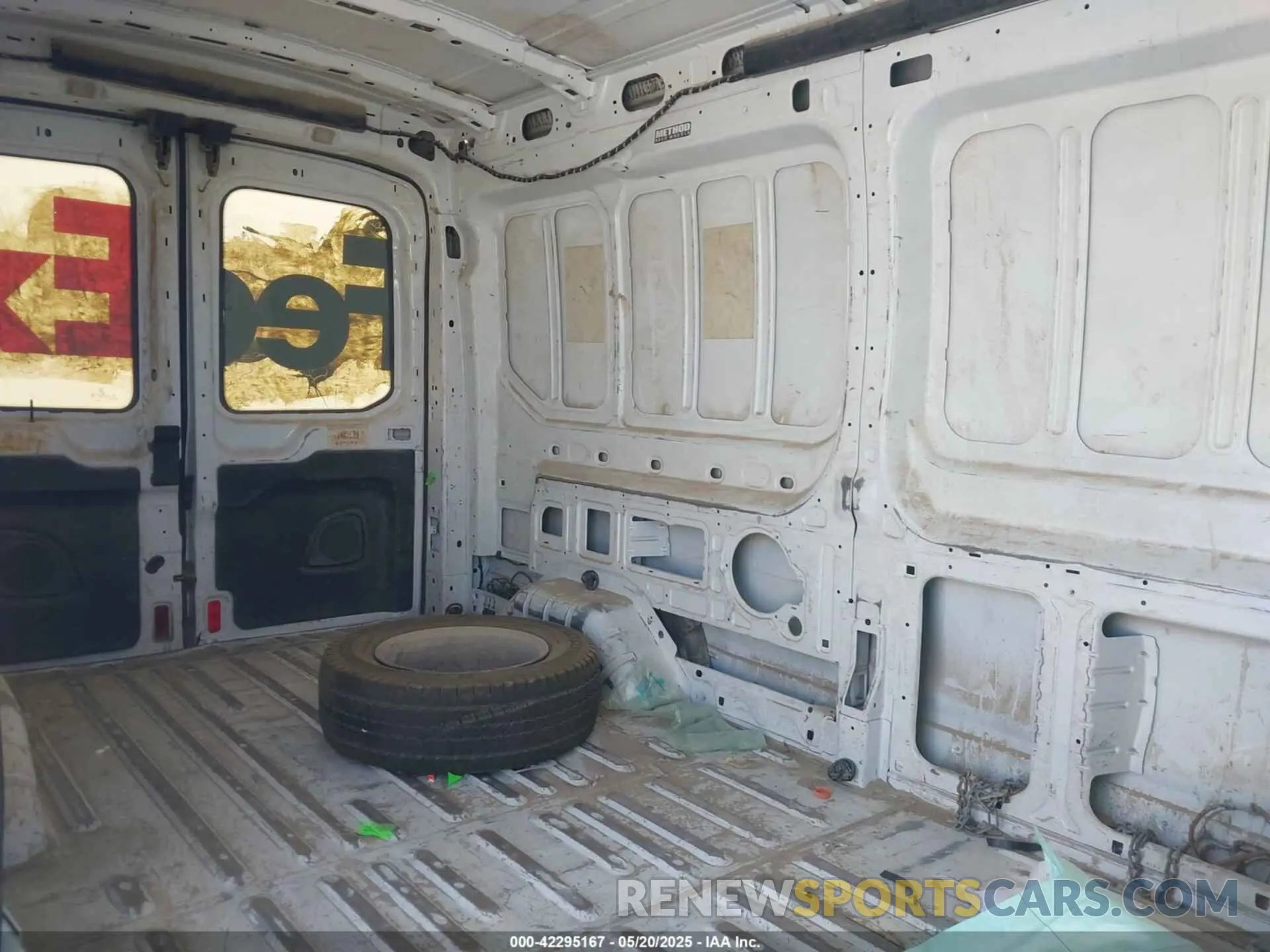 6 Фотография поврежденного автомобиля 1FTYR2CM2KKA00849 FORD TRANSIT-250 2019