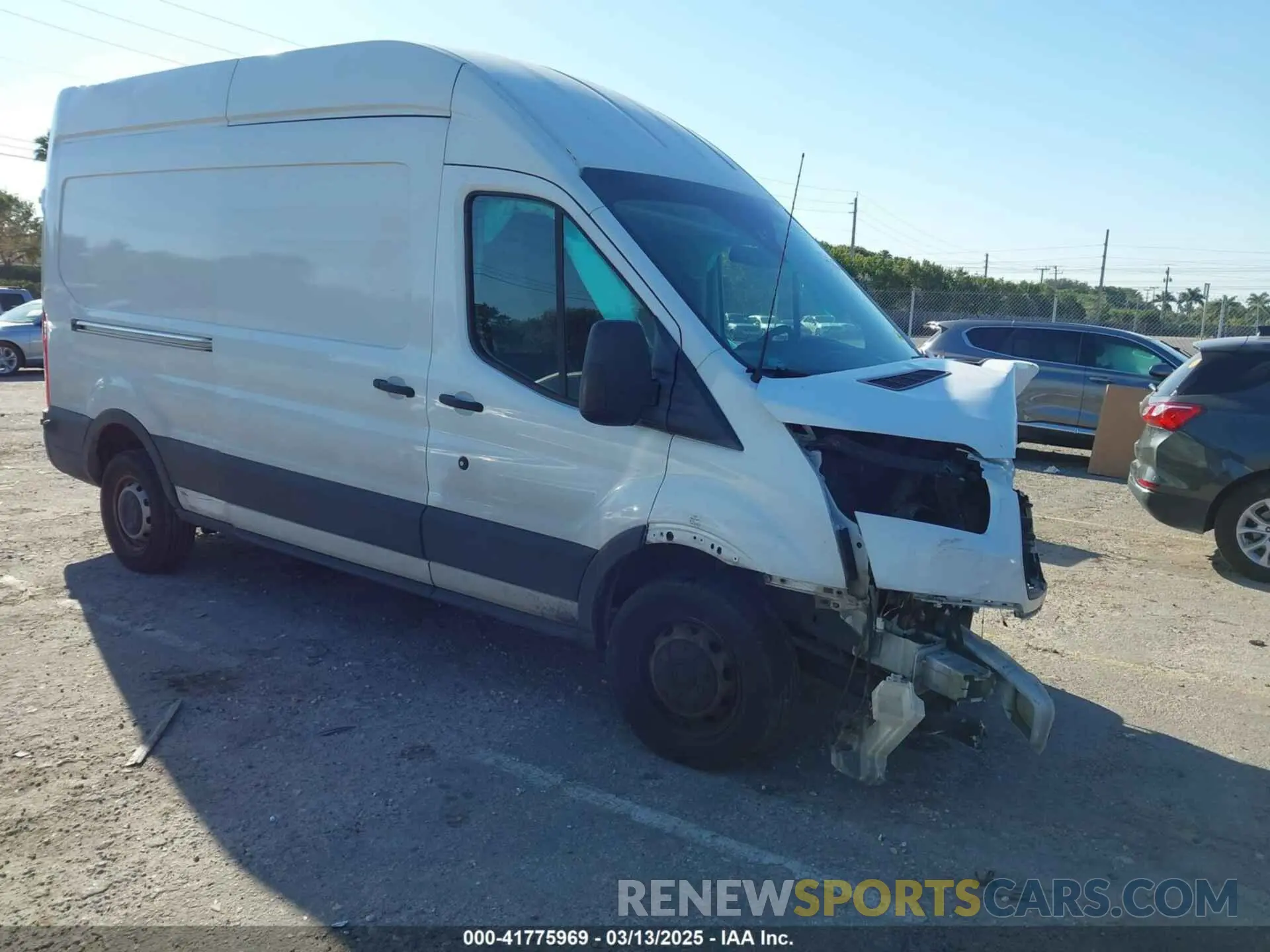 1 Photograph of a damaged car 1FTYR2XM3KKA50492 FORD TRANSIT-250 2019