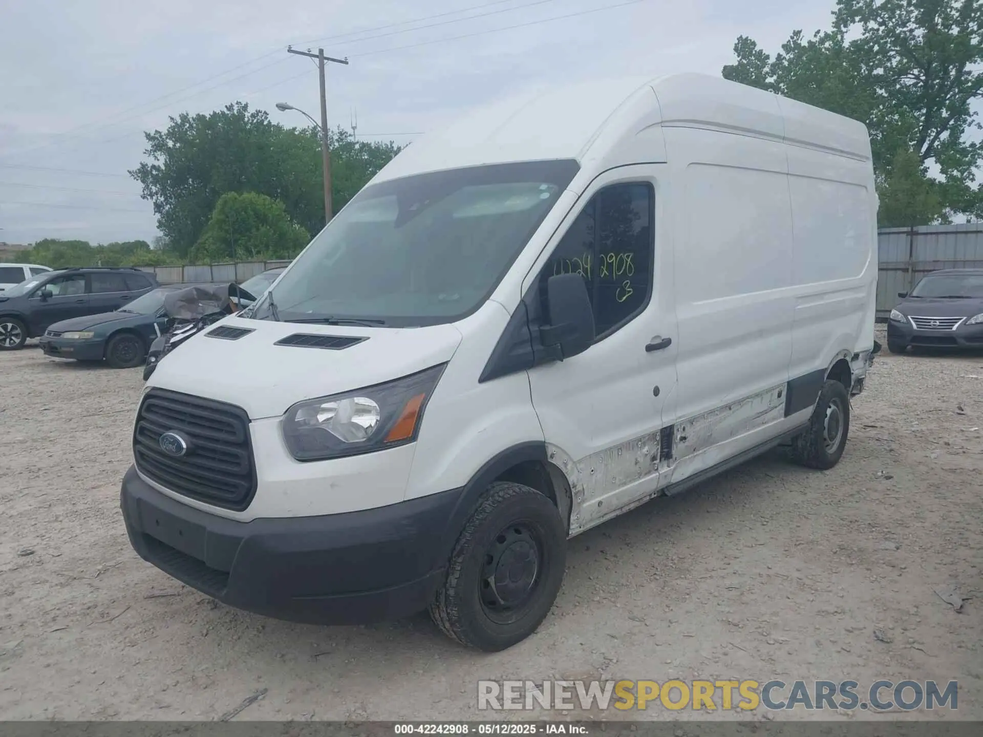 2 Фотография поврежденного автомобиля 1FTYR2XM6KKB14847 FORD TRANSIT-250 2019