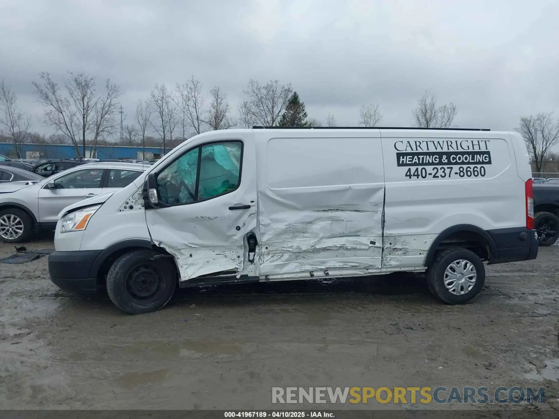 14 Photograph of a damaged car 1FTYR2YG6KKB47274 FORD TRANSIT-250 2019