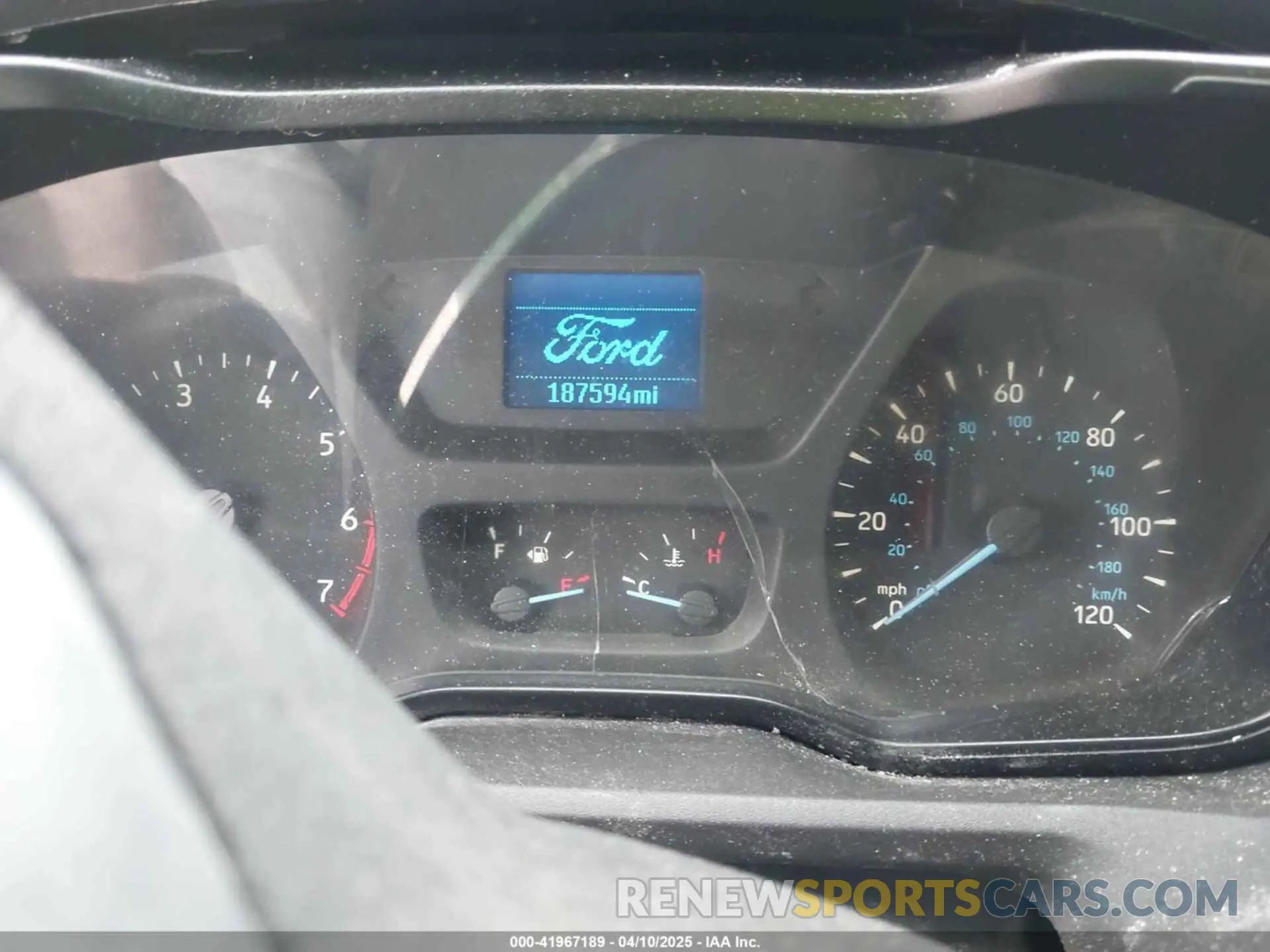 15 Photograph of a damaged car 1FTYR2YG6KKB47274 FORD TRANSIT-250 2019
