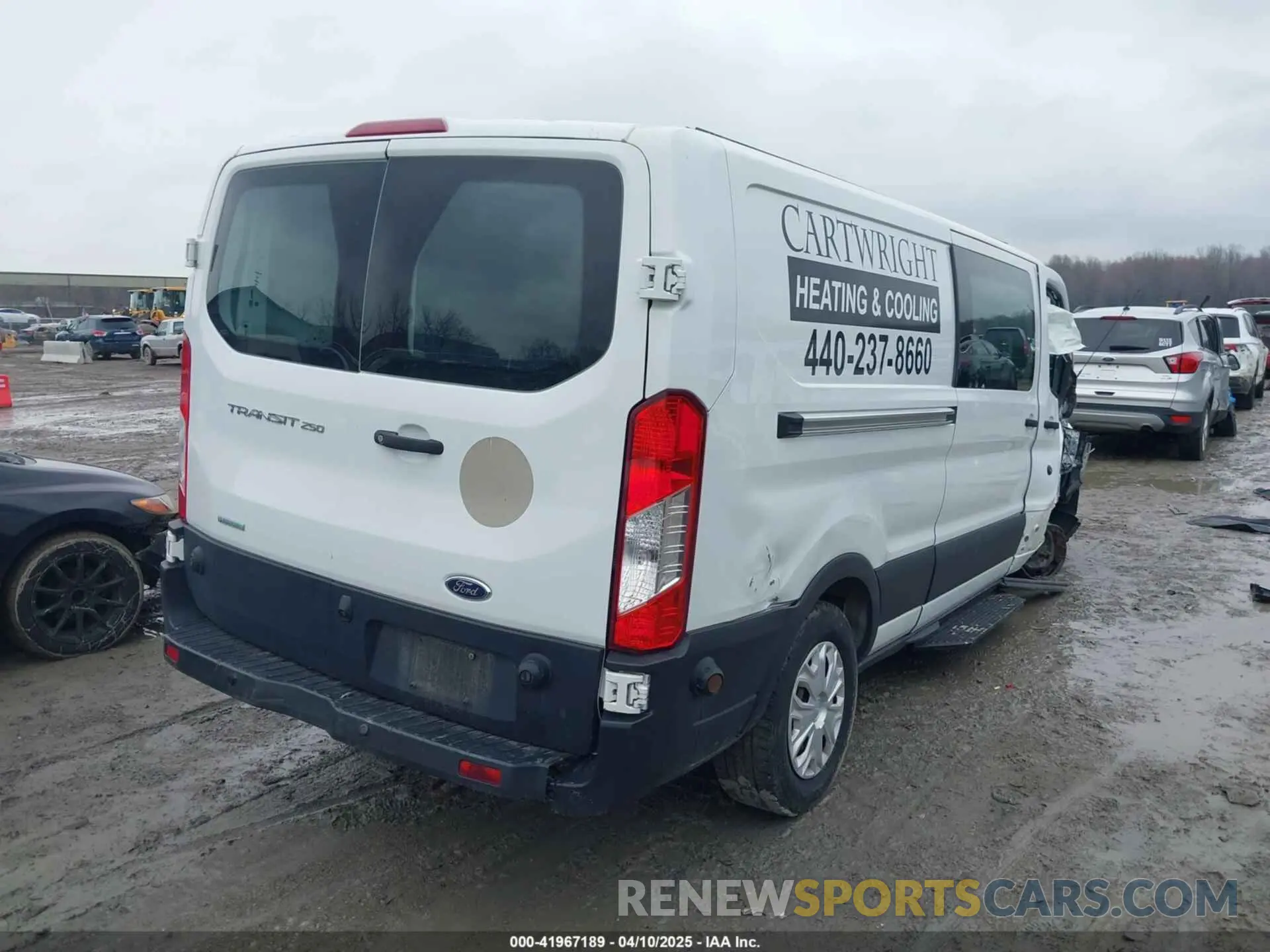 4 Photograph of a damaged car 1FTYR2YG6KKB47274 FORD TRANSIT-250 2019
