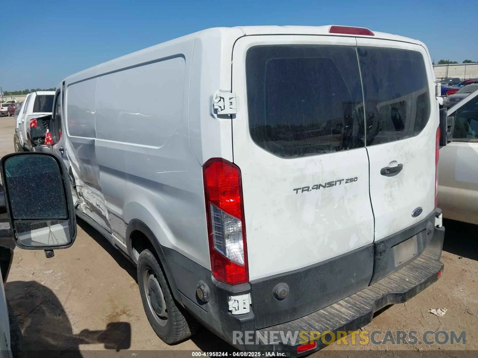 3 Photograph of a damaged car 1FTYR2ZM5KKB12066 FORD TRANSIT-250 2019