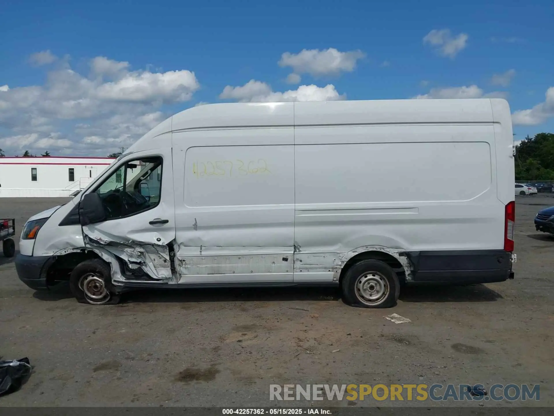 14 Photograph of a damaged car 1FTYR3XGXKKA15951 FORD TRANSIT-250 2019