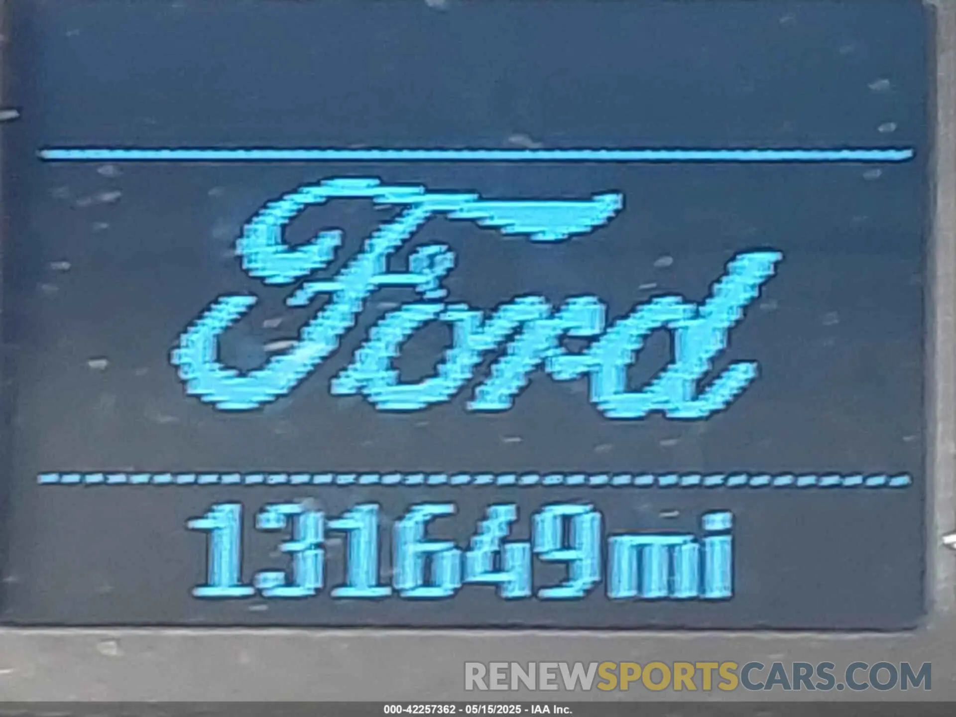 15 Photograph of a damaged car 1FTYR3XGXKKA15951 FORD TRANSIT-250 2019