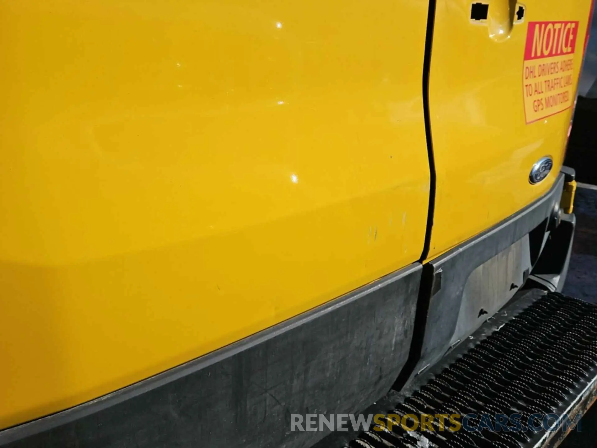 31 Фотография поврежденного автомобиля 1FTYR3XM1KKA24818 FORD TRANSIT-250 2019