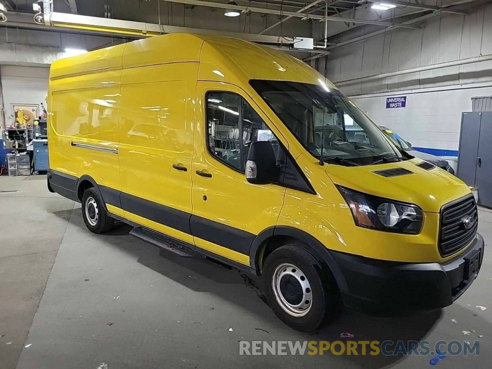 32 Фотография поврежденного автомобиля 1FTYR3XM1KKA24818 FORD TRANSIT-250 2019