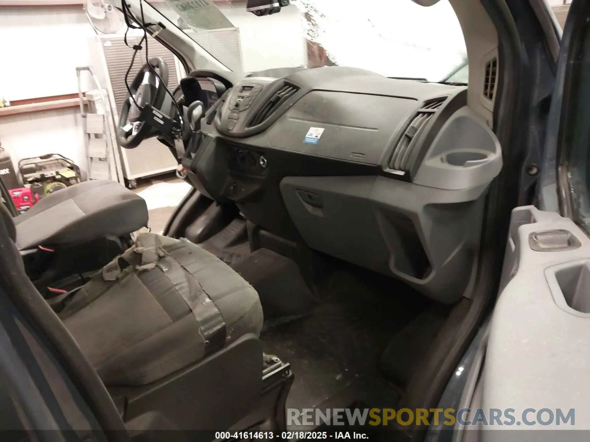 5 Фотография поврежденного автомобиля 1FTYR3XM4KKB89312 FORD TRANSIT-250 2019
